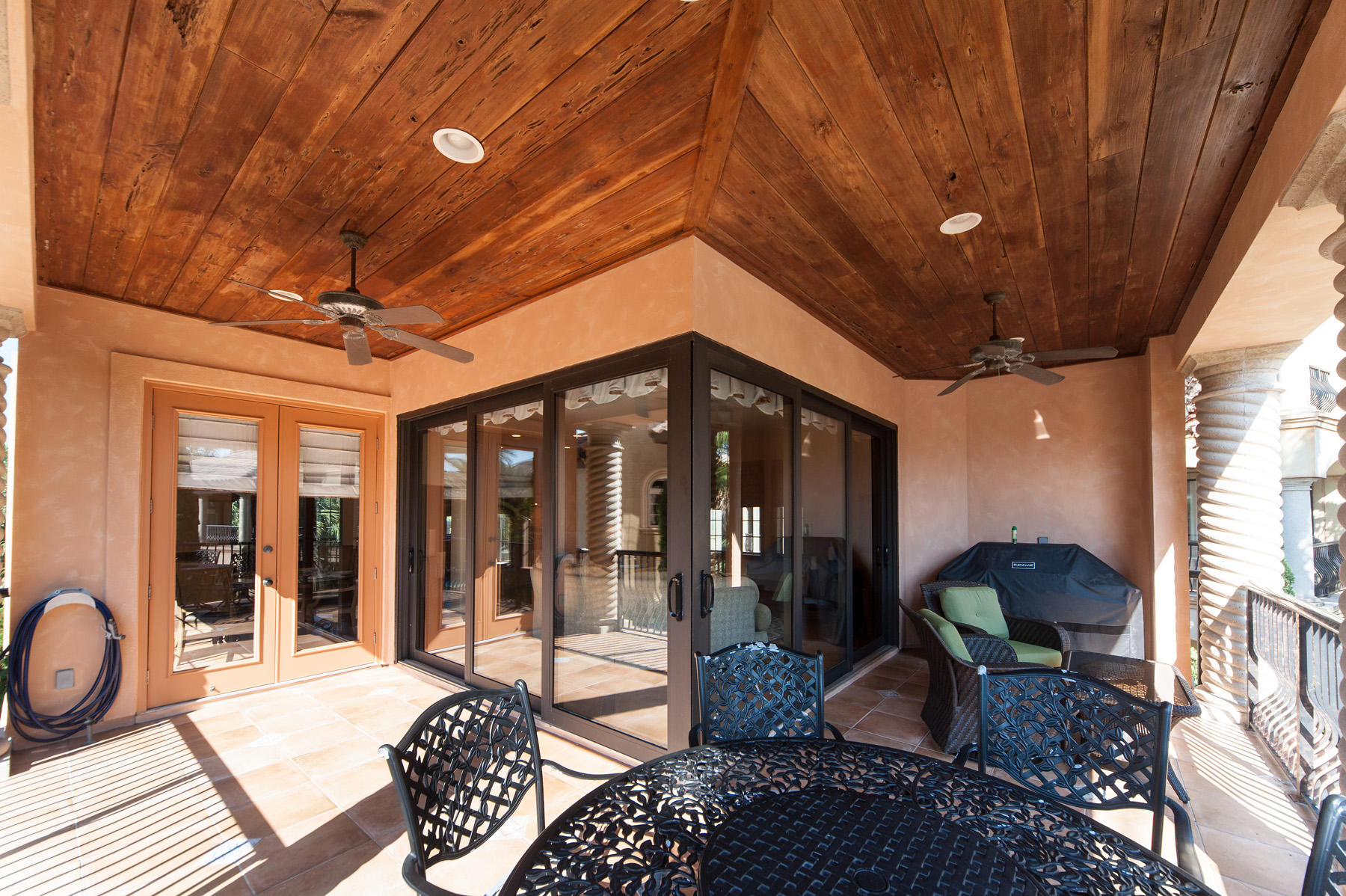 SAINT TROPEZ - Residential