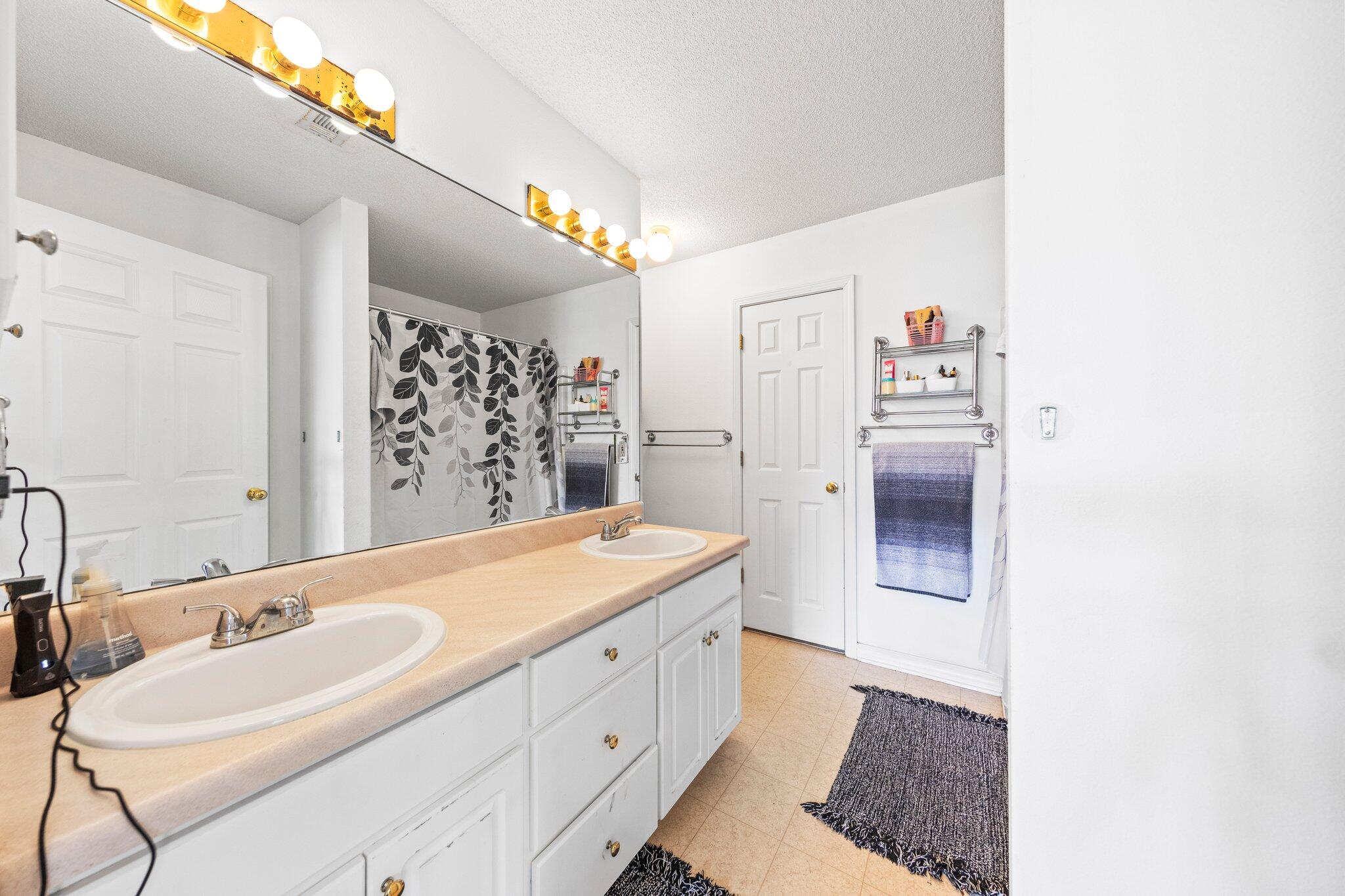 EMERALD VILLAGE S/D - Residential