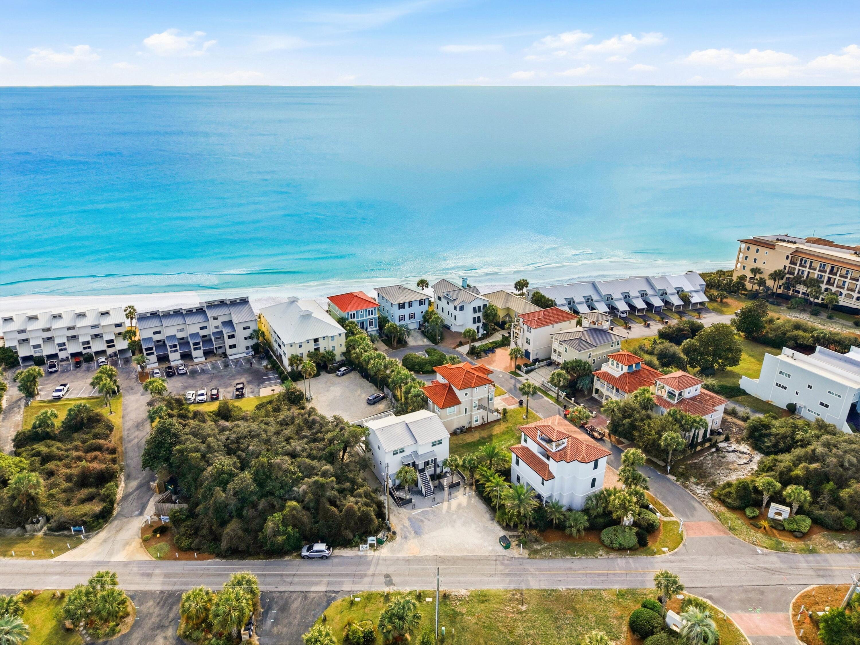 BLUE MOUNTAIN BEACH - Residential