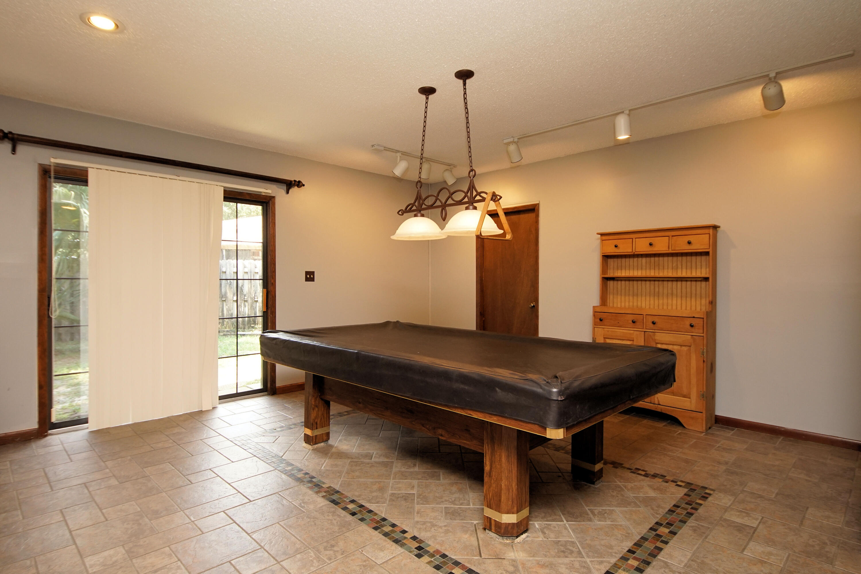 OVERBROOK - Residential