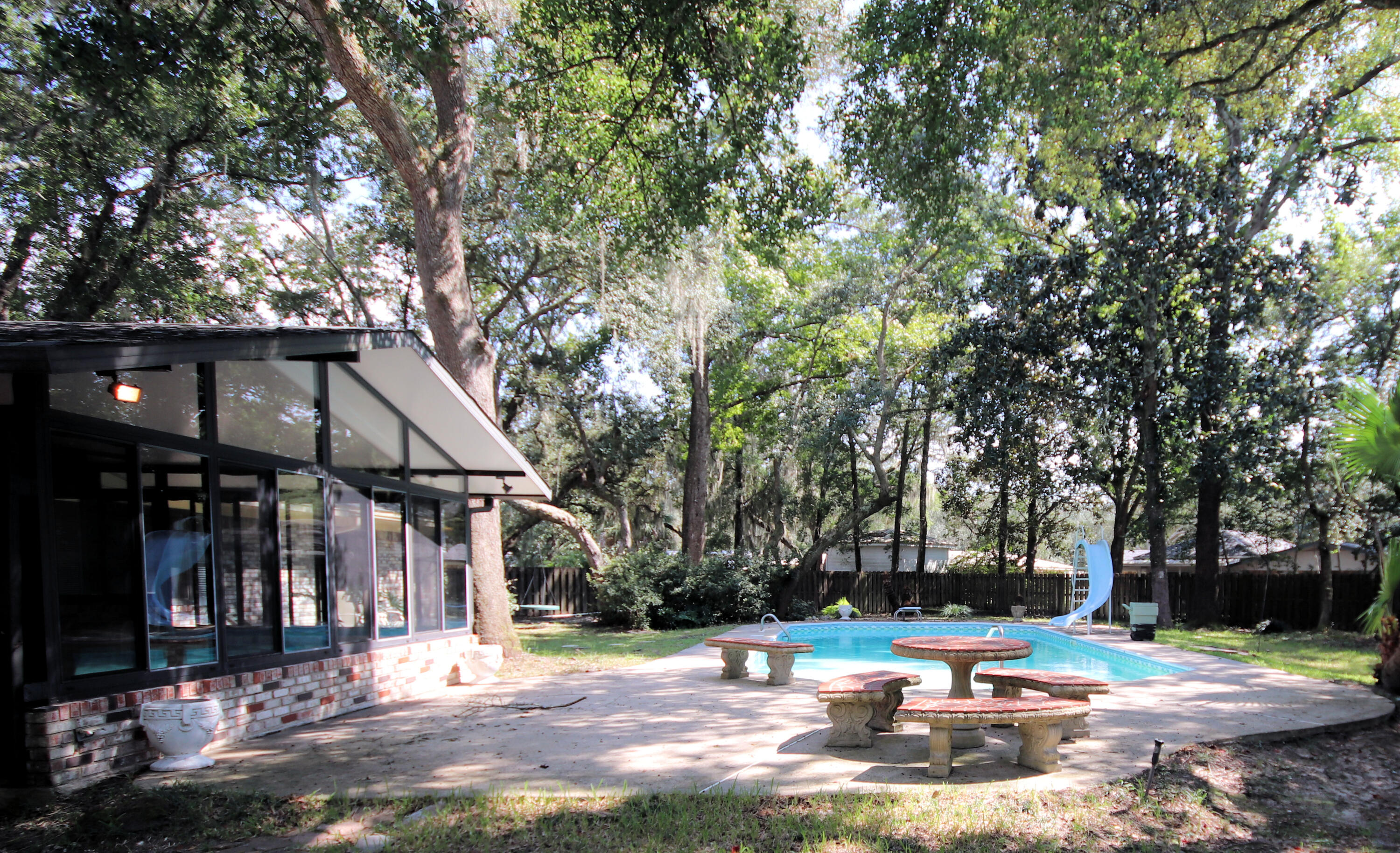 OVERBROOK - Residential