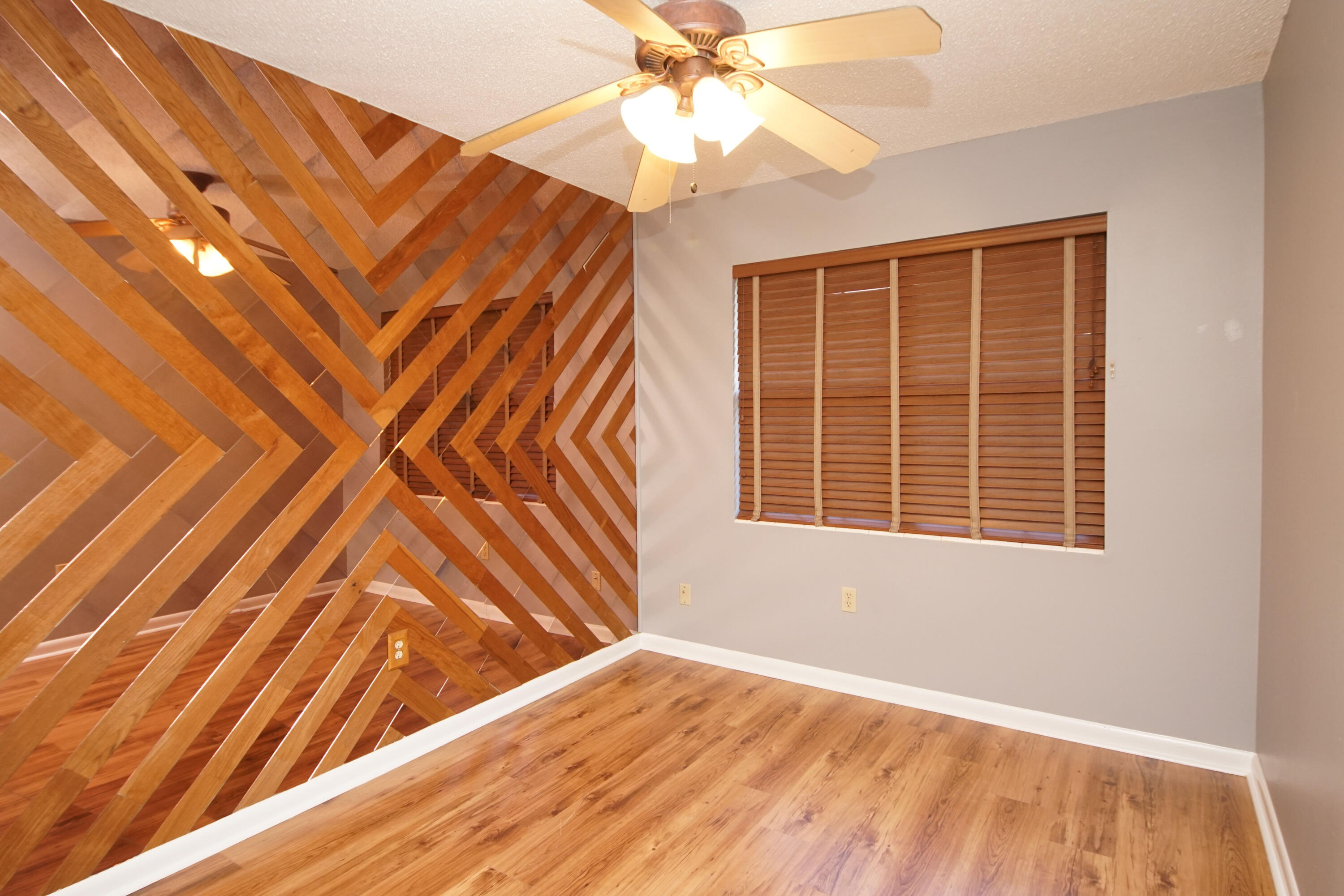 OVERBROOK - Residential