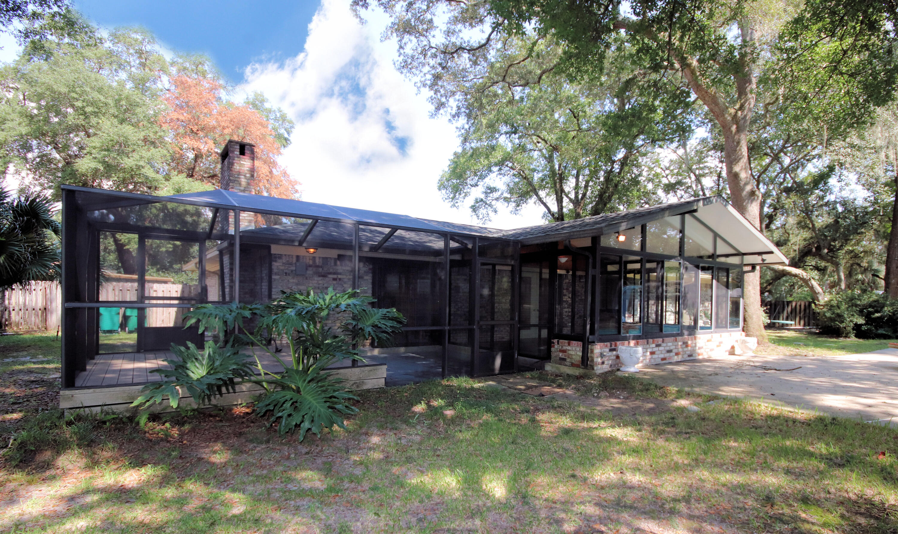 OVERBROOK - Residential