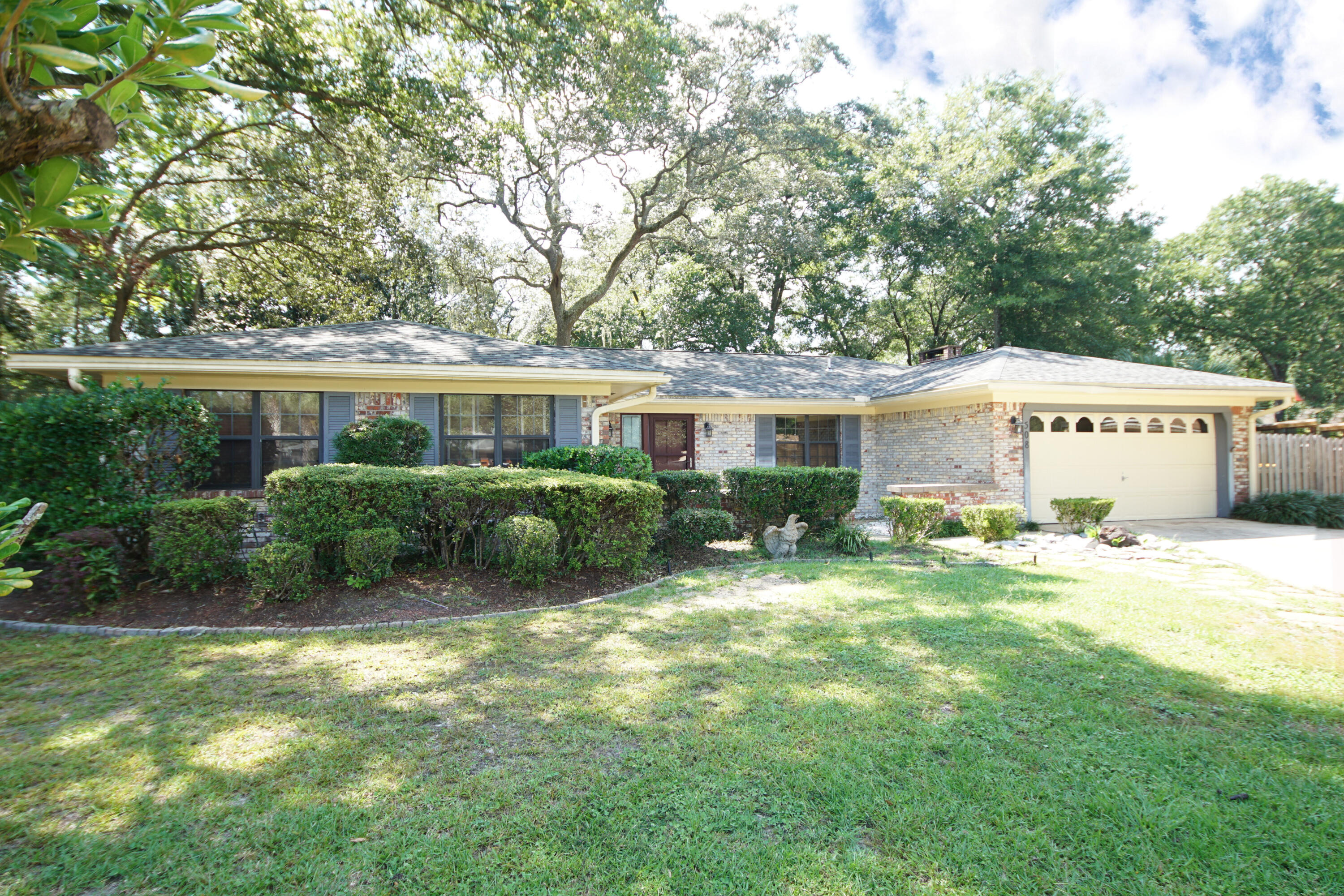 OVERBROOK - Residential