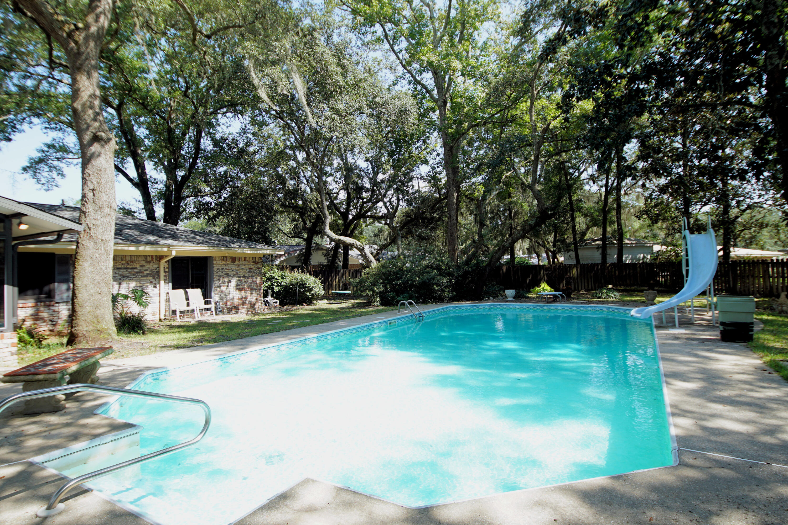 OVERBROOK - Residential