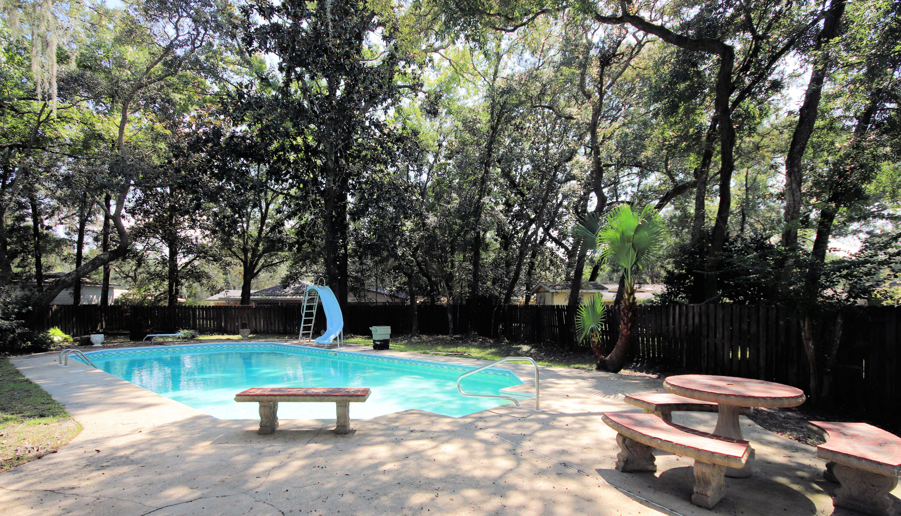 OVERBROOK - Residential