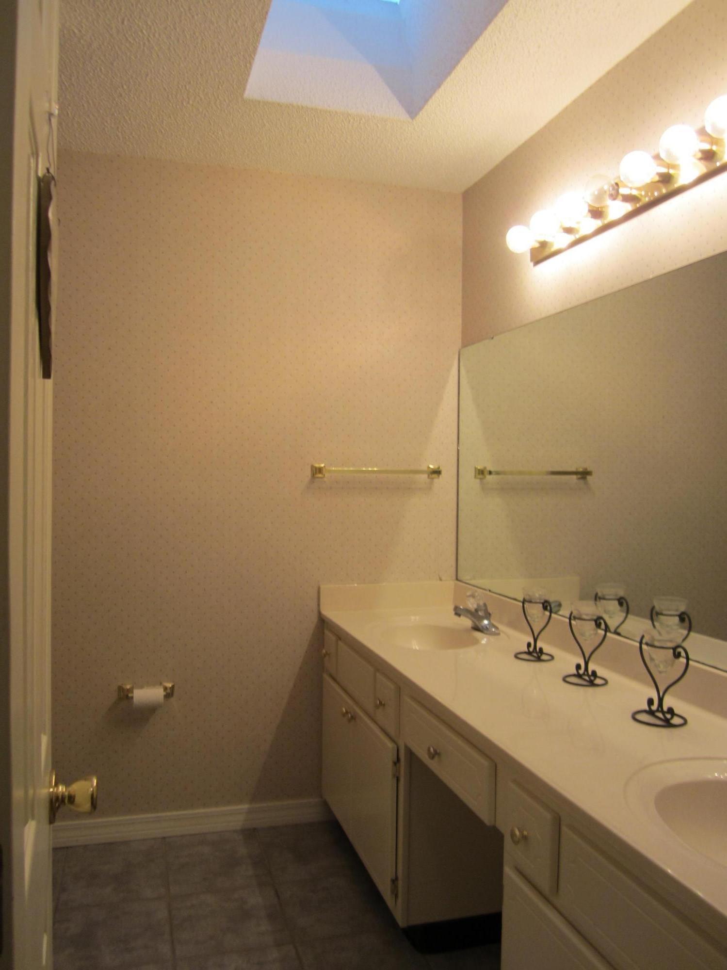 TIMBERLAKE ESTATES 1ST ADDN - Residential