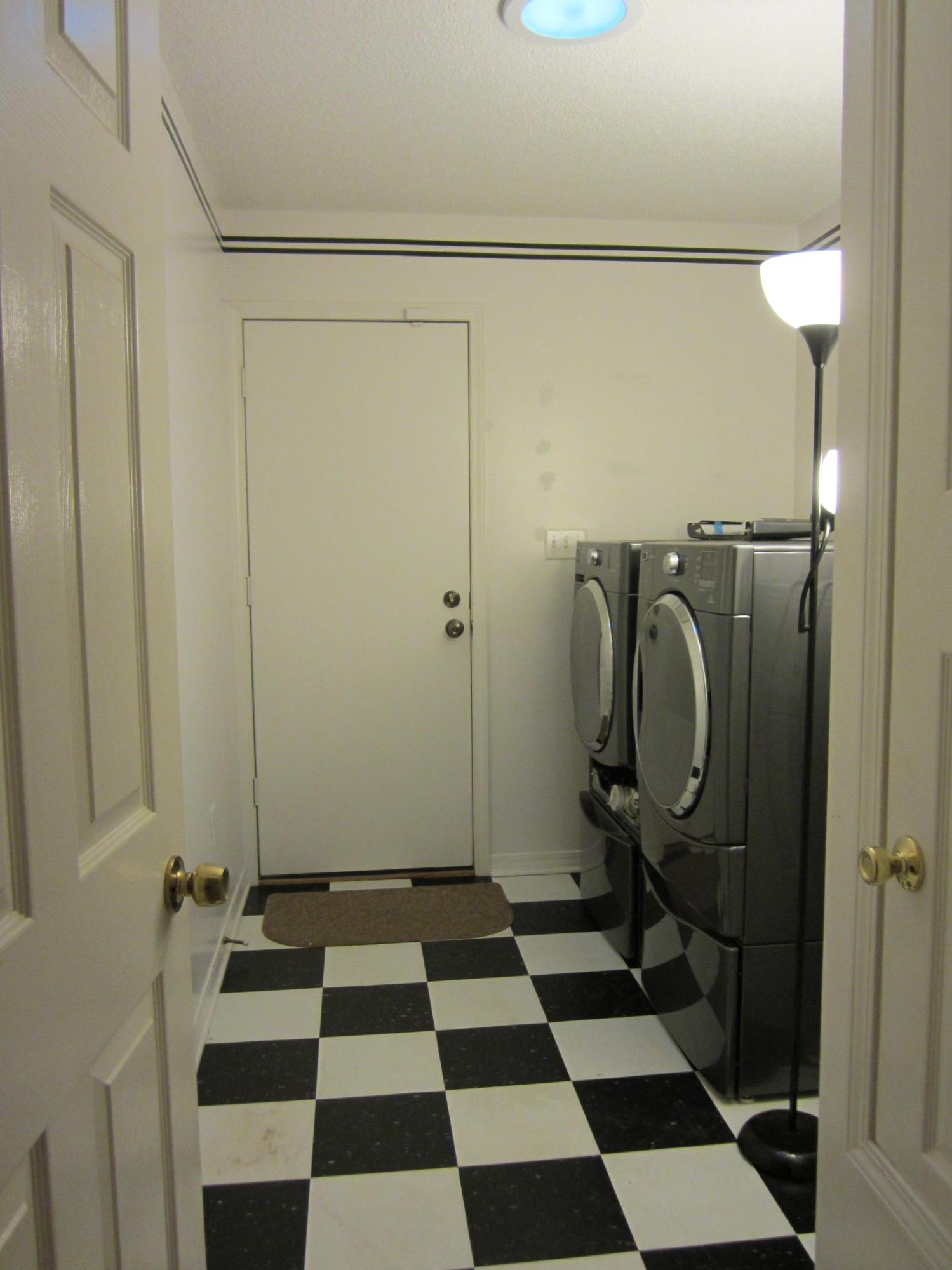 TIMBERLAKE ESTATES 1ST ADDN - Residential