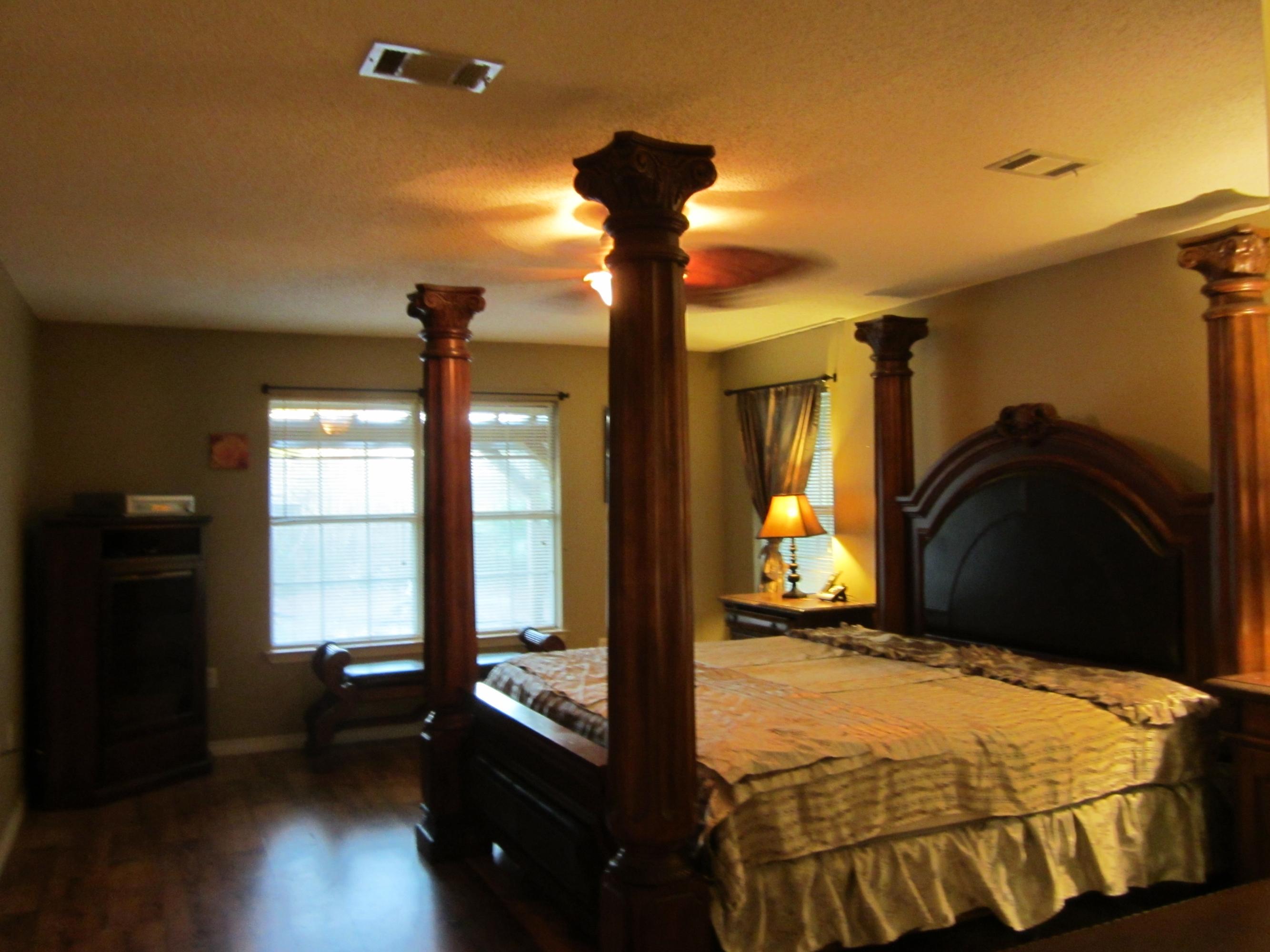 TIMBERLAKE ESTATES 1ST ADDN - Residential