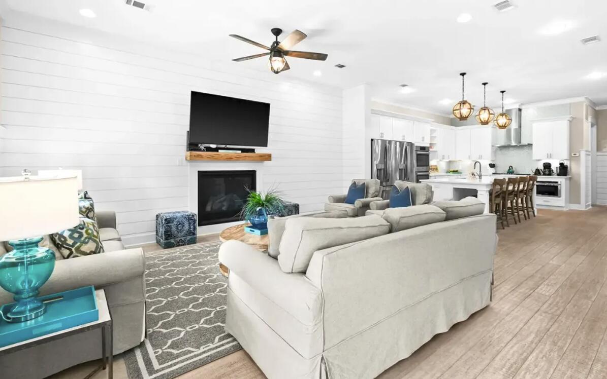 SEACREST EAST - Residential