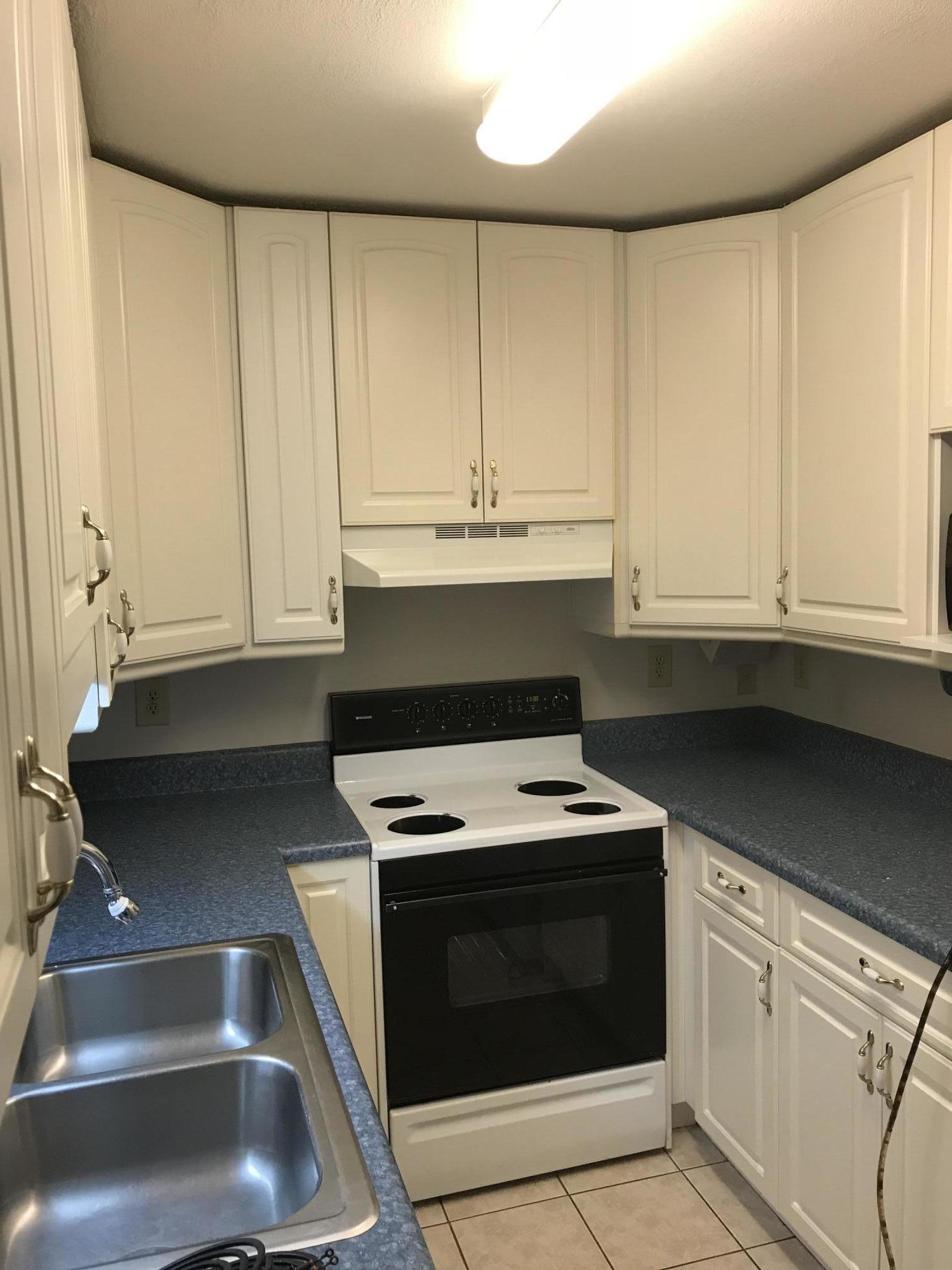 BAYVIEW WATERS UNIT C 5 - Residential