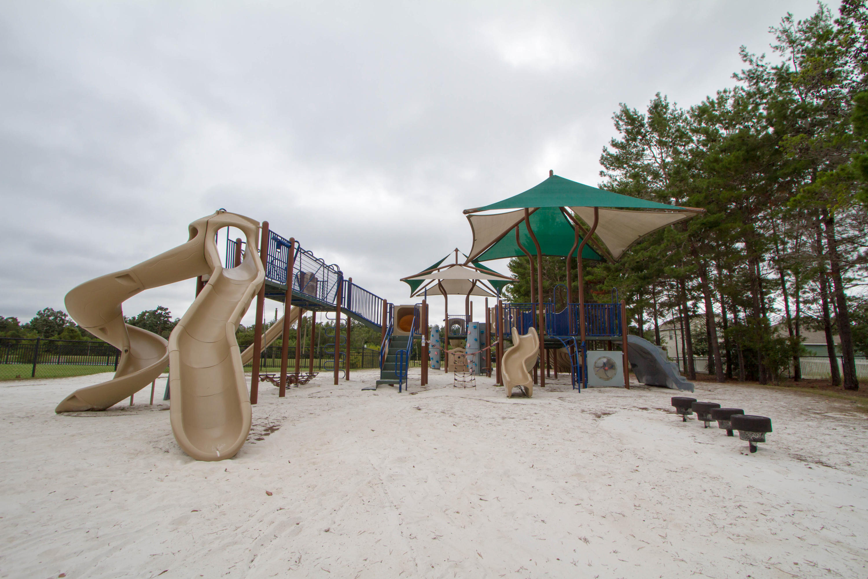 HAMMOCK BAY - Residential