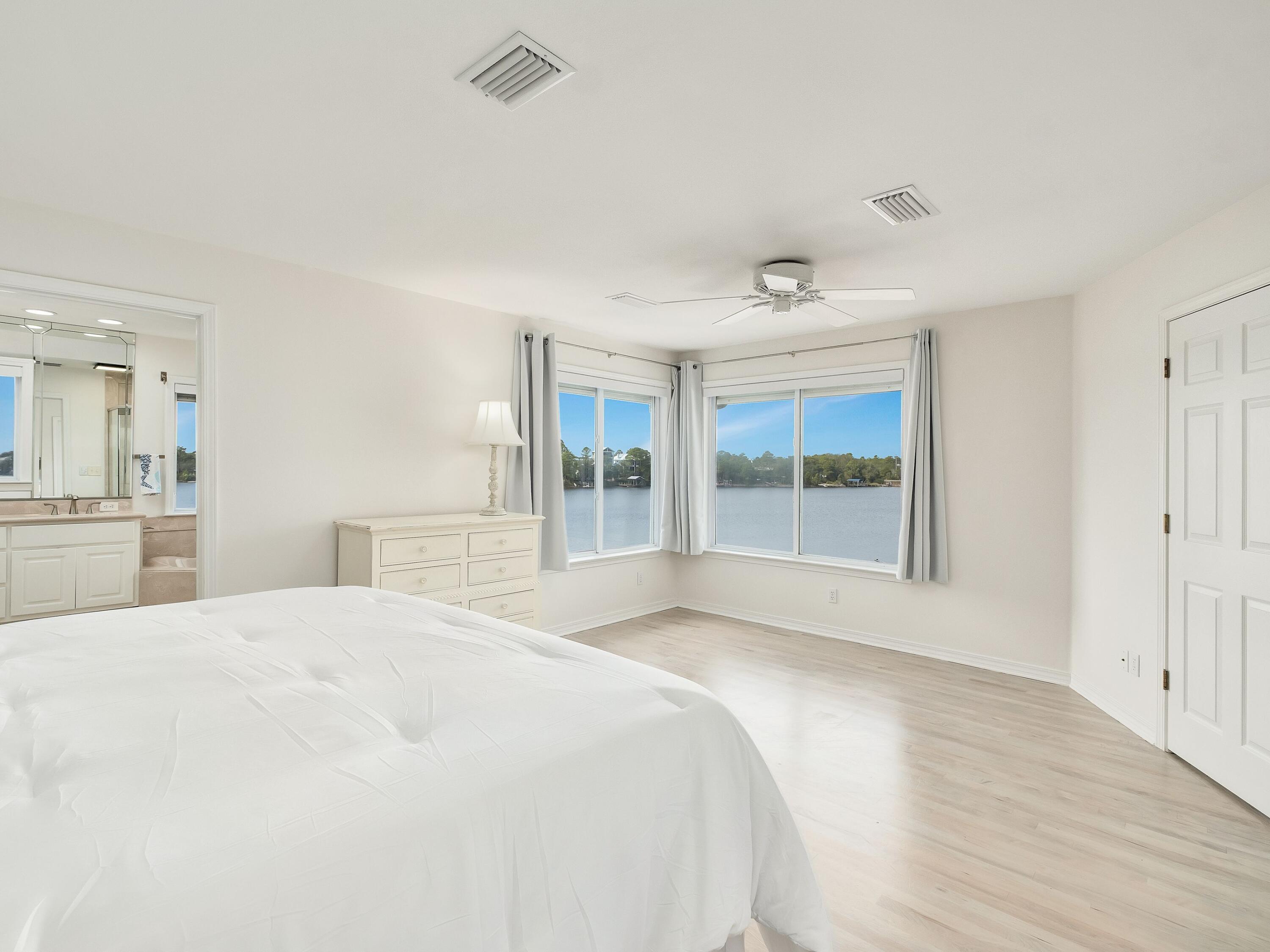 LAKEWOOD OF SEAGROVE BEACH - Residential