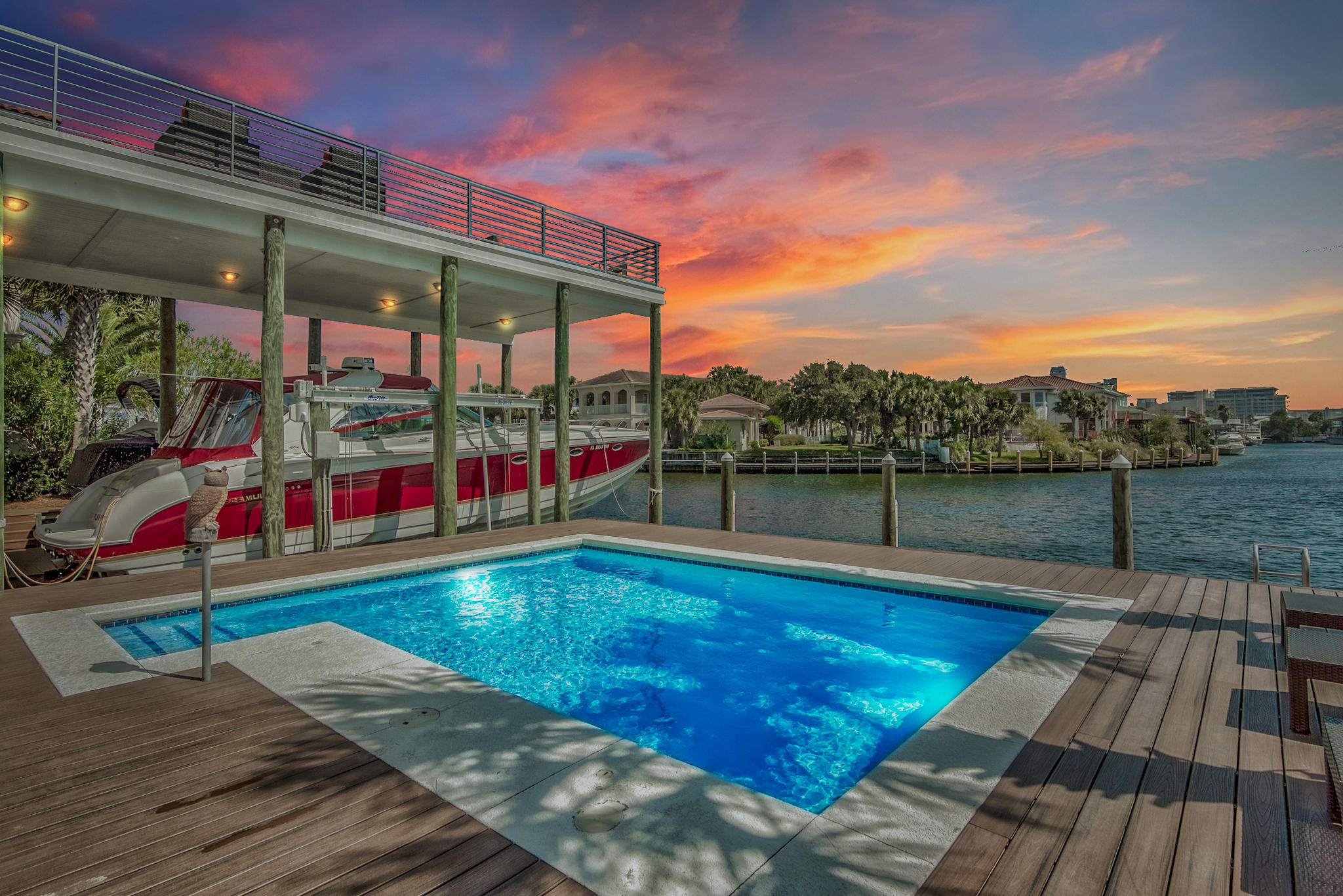 HOLIDAY ISLE LOT 12 BLK E - Residential