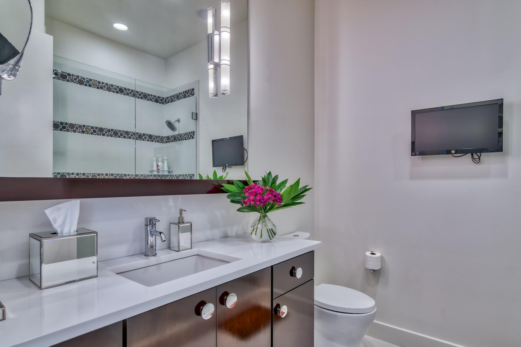 HOLIDAY ISLE LOT 12 BLK E - Residential