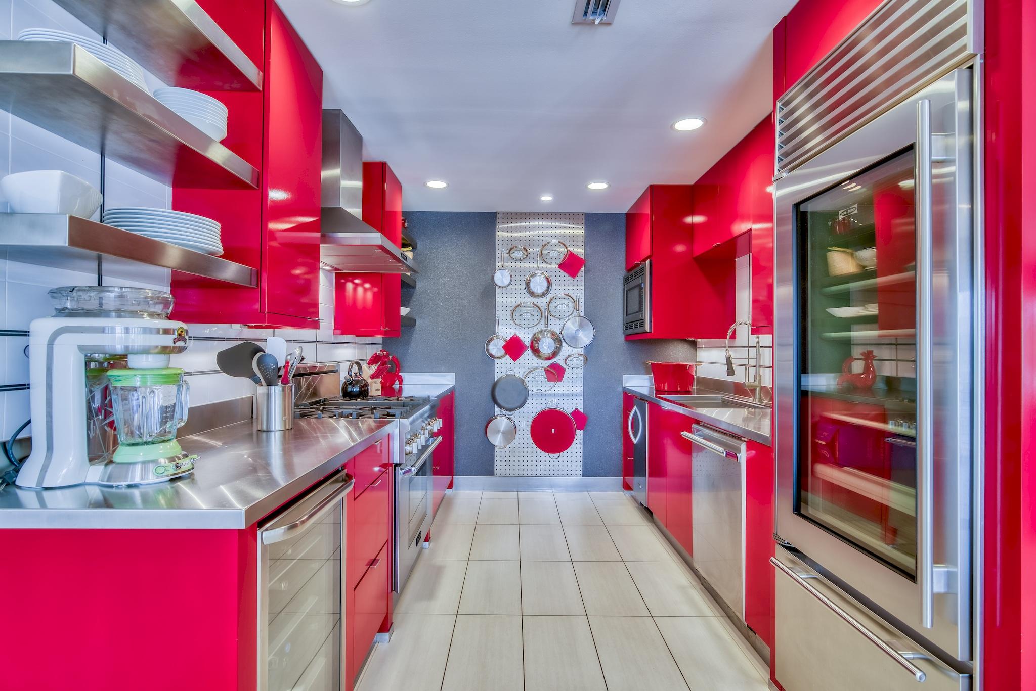 HOLIDAY ISLE LOT 12 BLK E - Residential