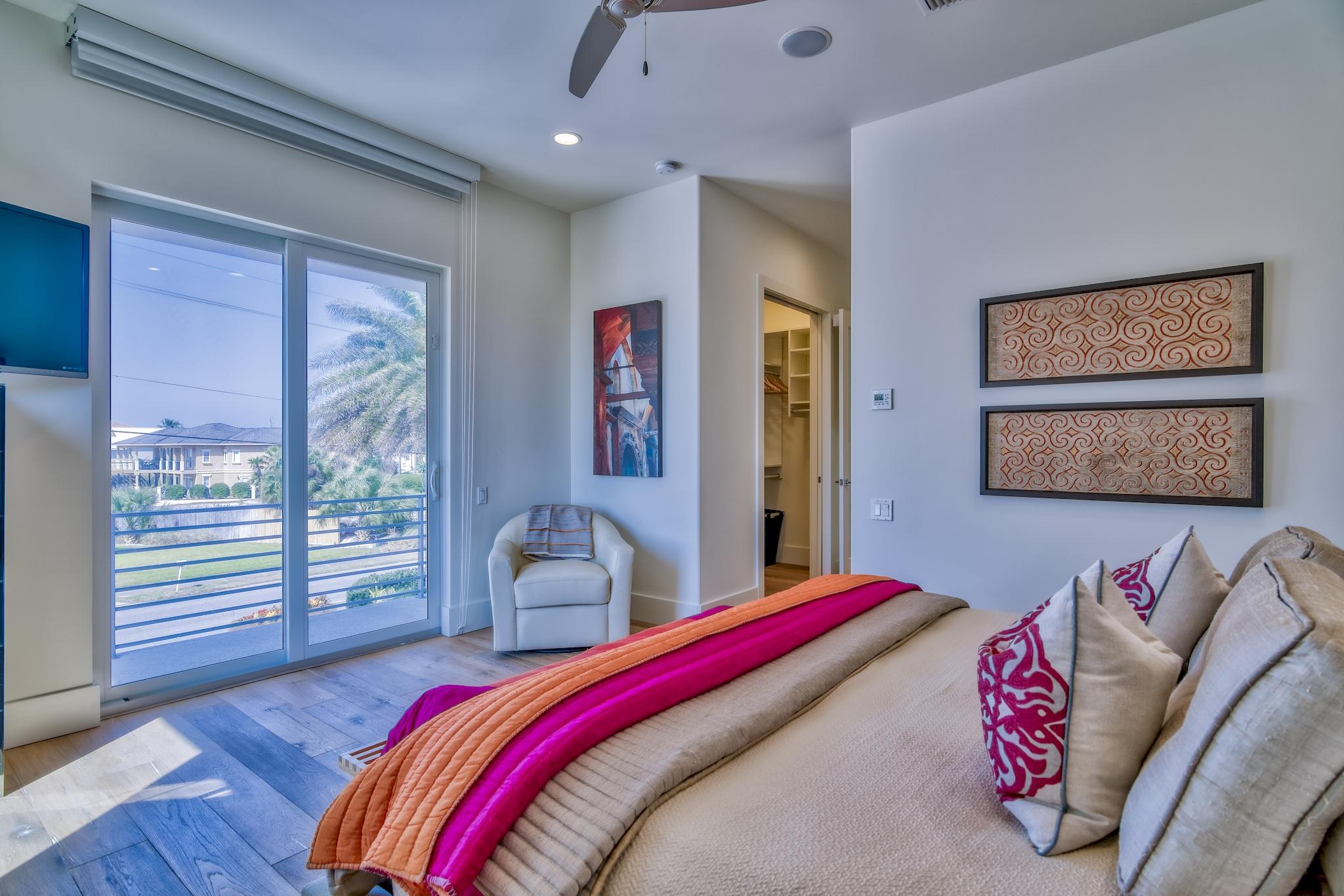 HOLIDAY ISLE LOT 12 BLK E - Residential