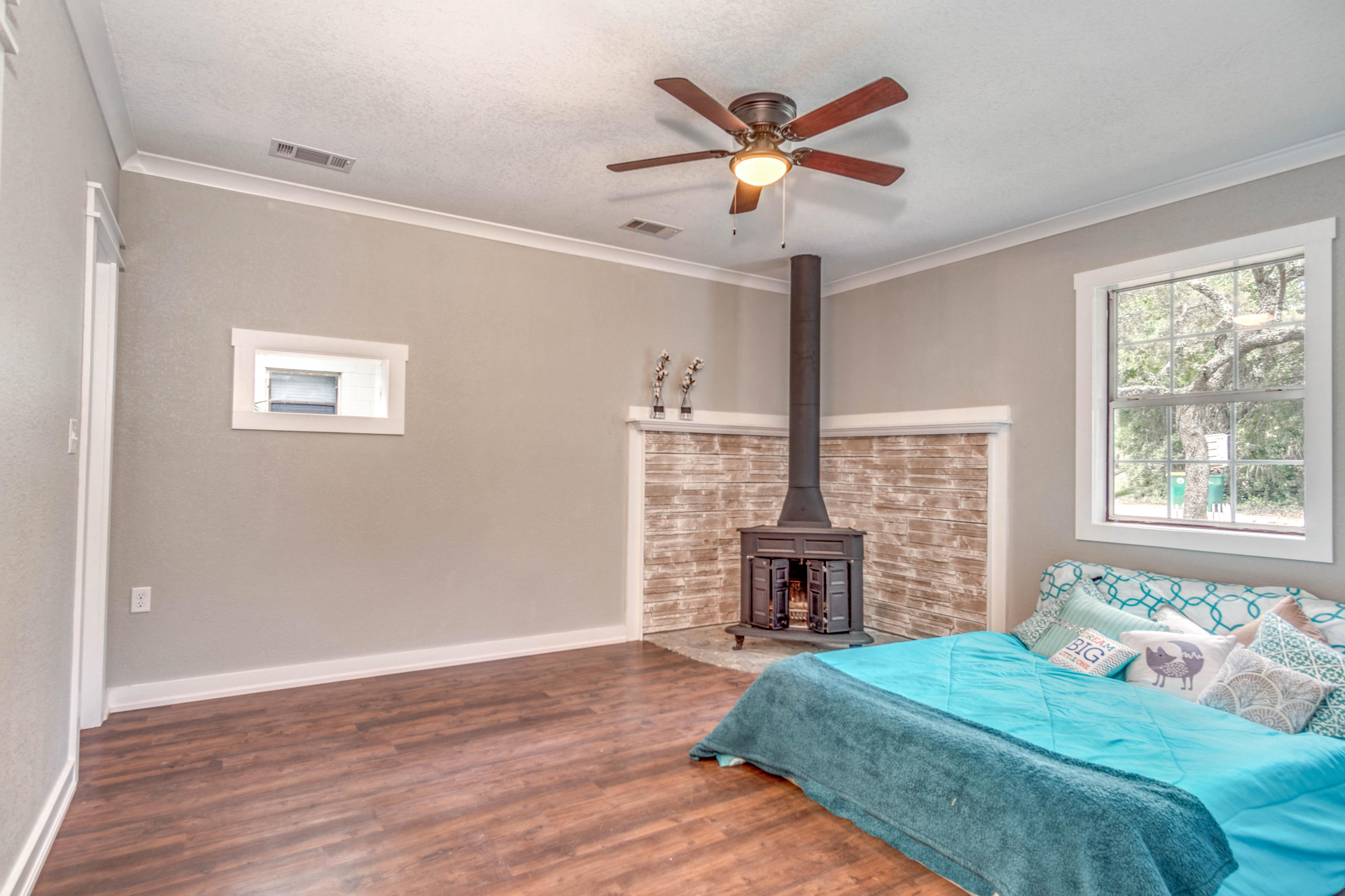 BELLA VISTA HEIGHTS - Residential