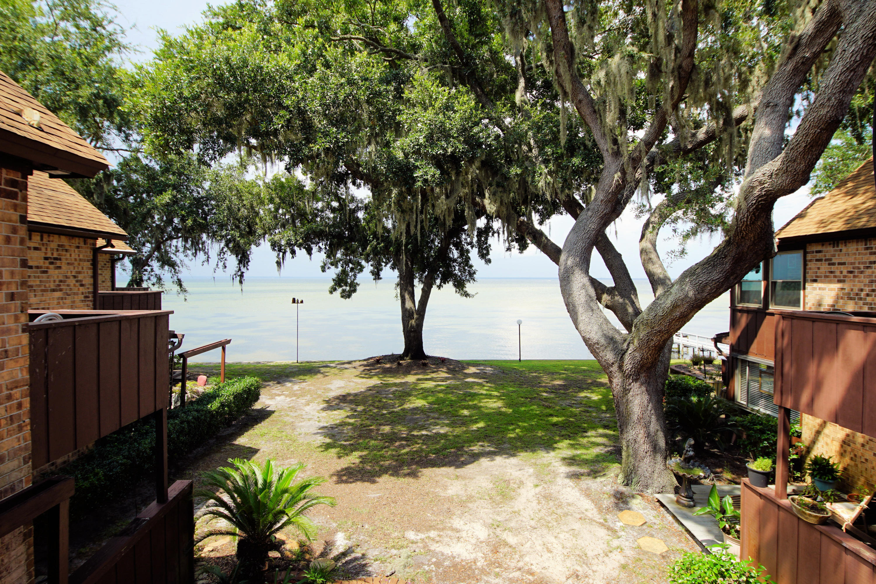 MOSSEY COVE T/H - Residential