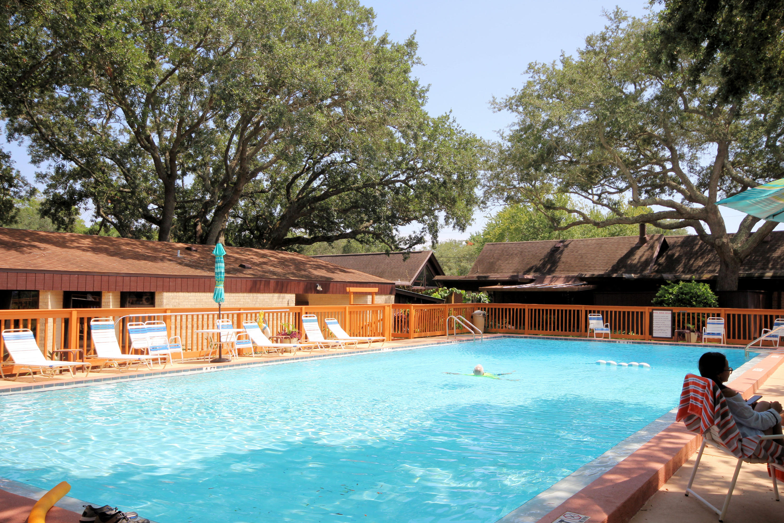 MOSSEY COVE T/H - Residential