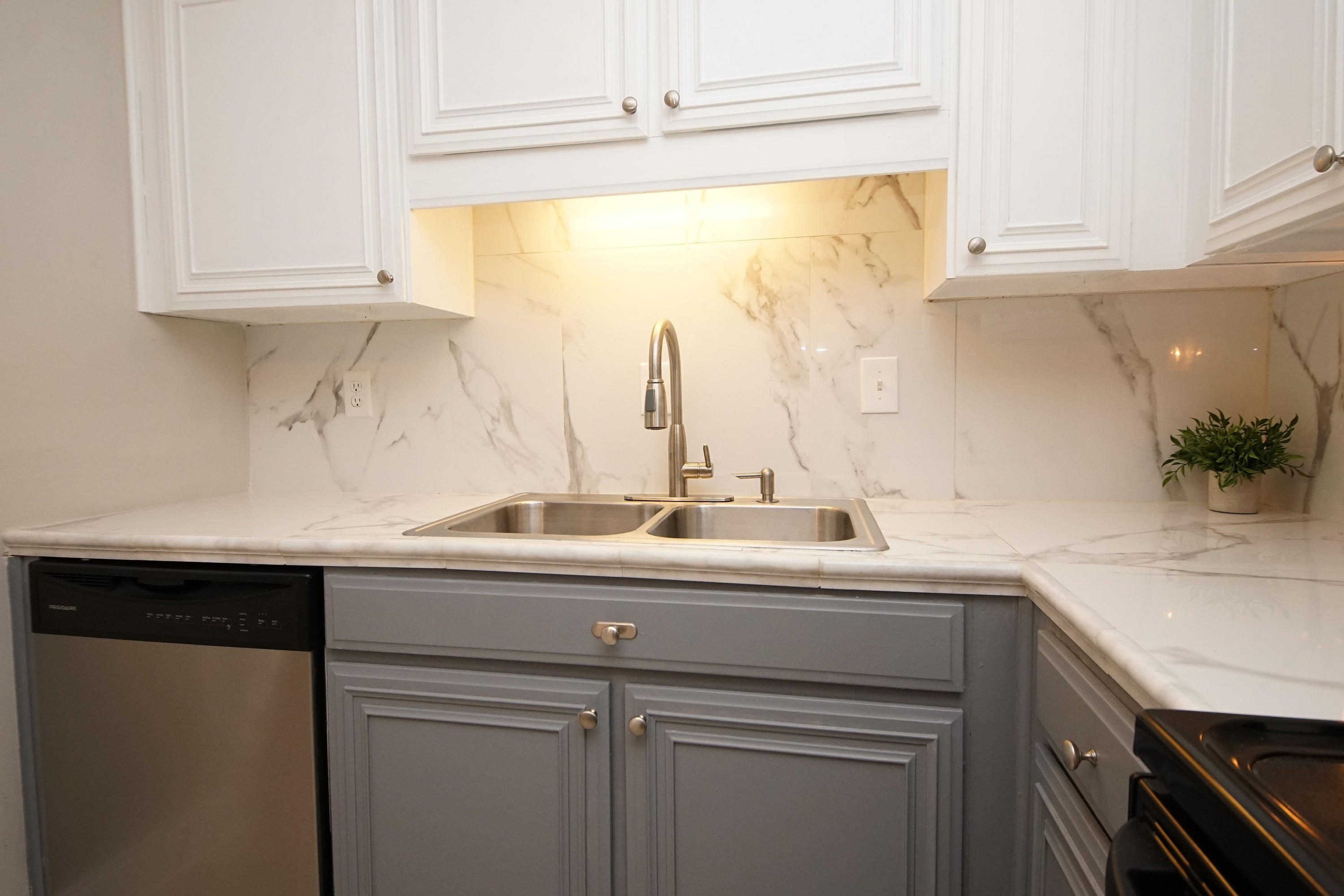 MOSSEY COVE T/H - Residential