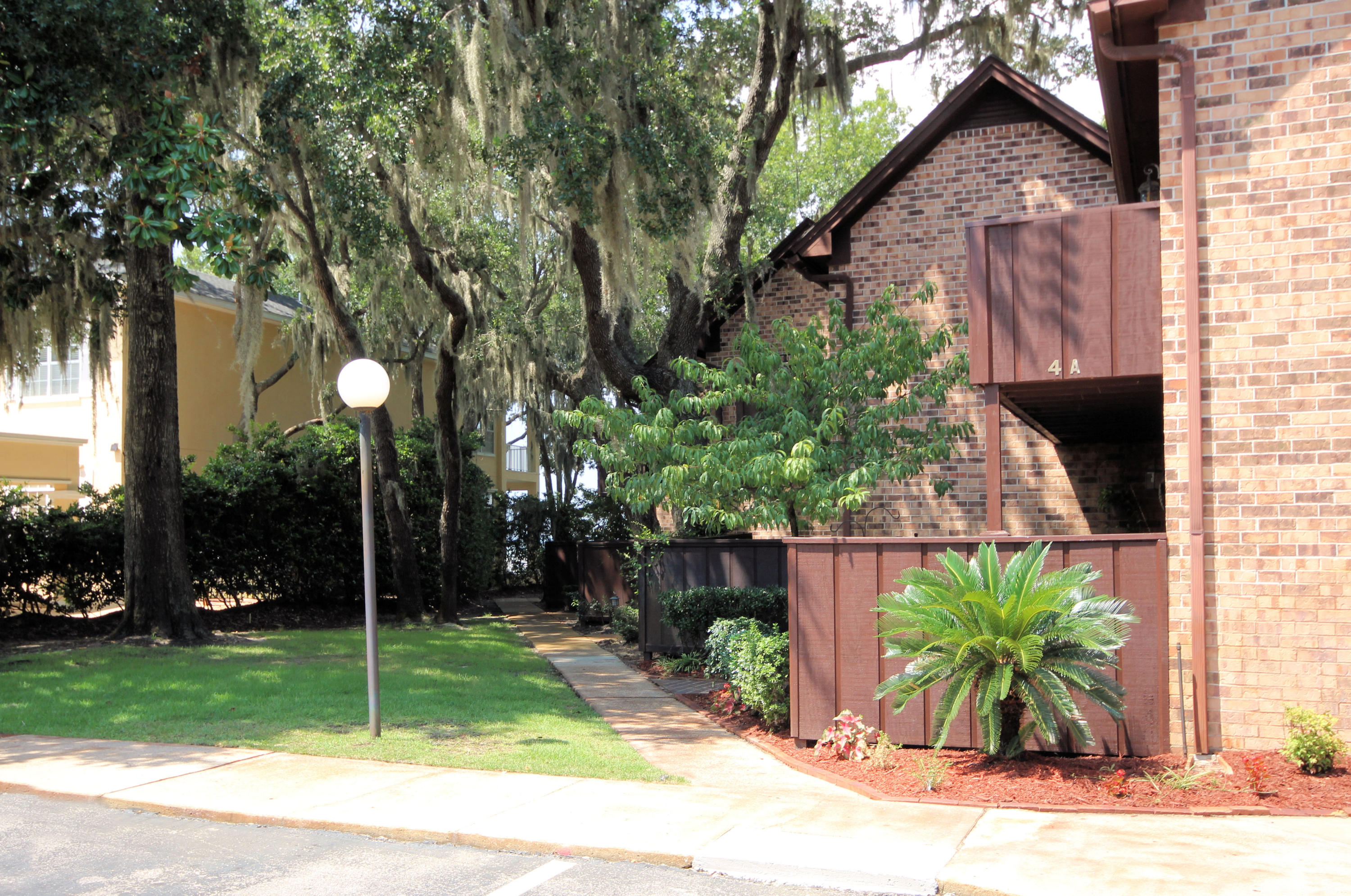 MOSSEY COVE T/H - Residential