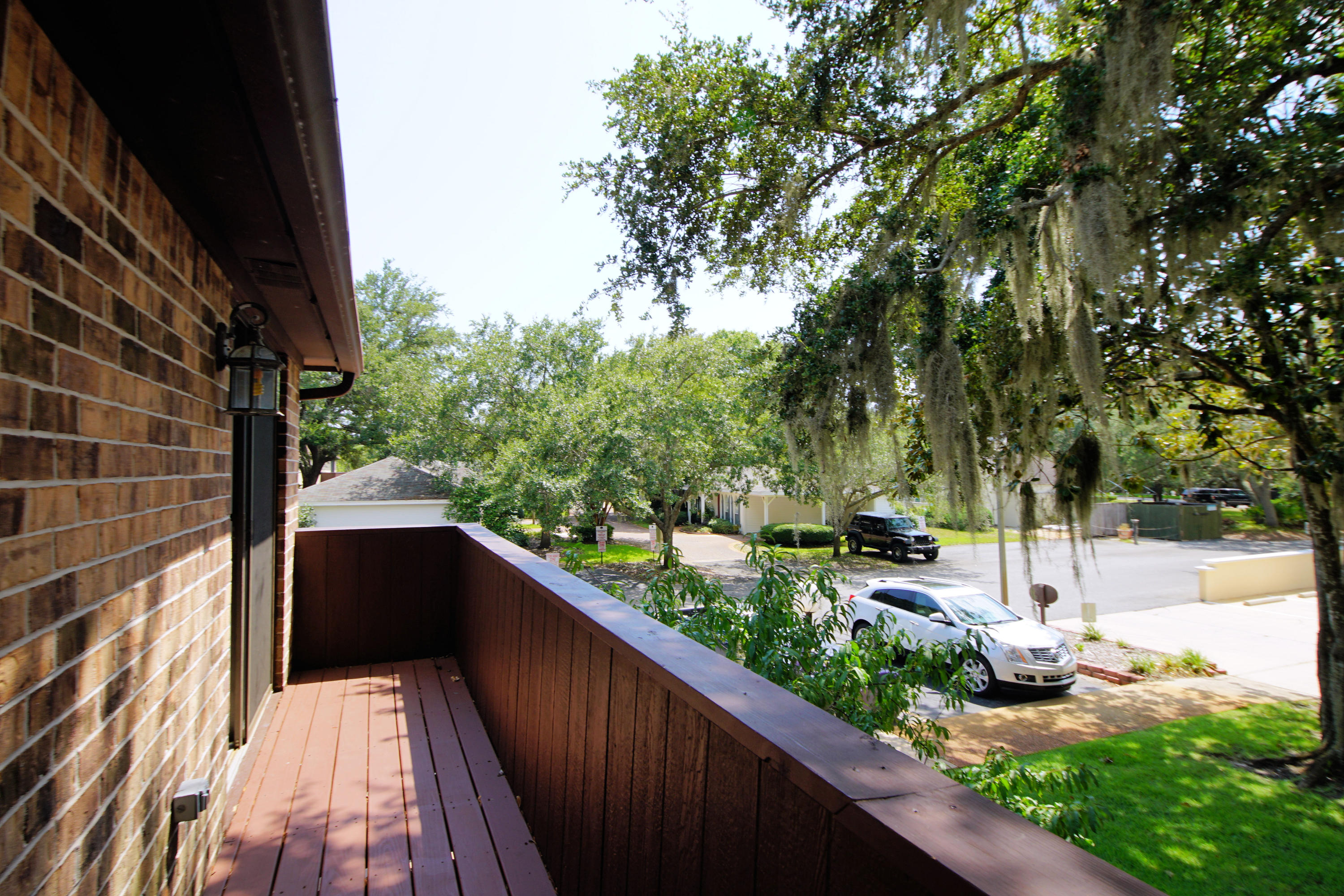 MOSSEY COVE T/H - Residential