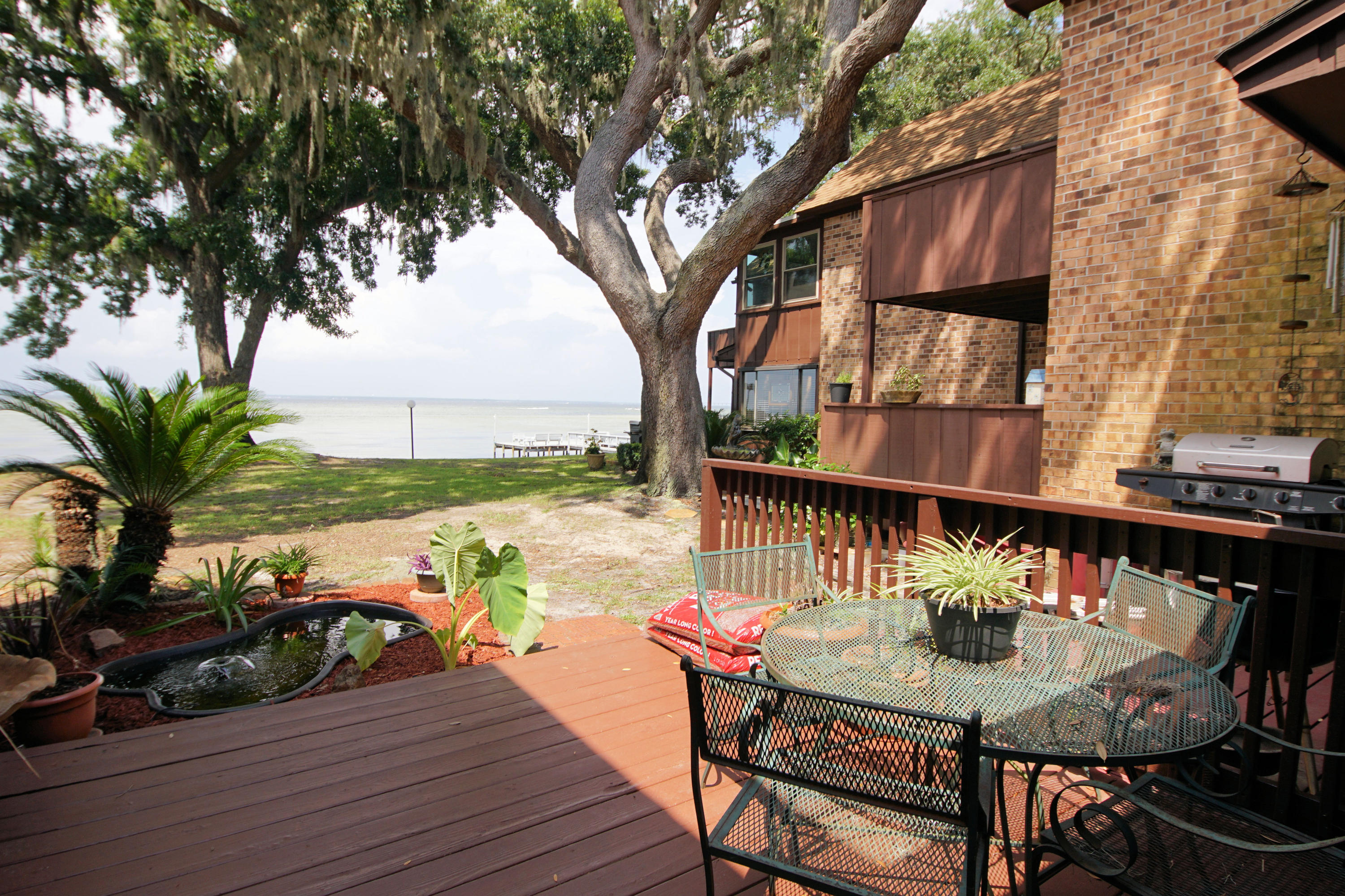 MOSSEY COVE T/H - Residential