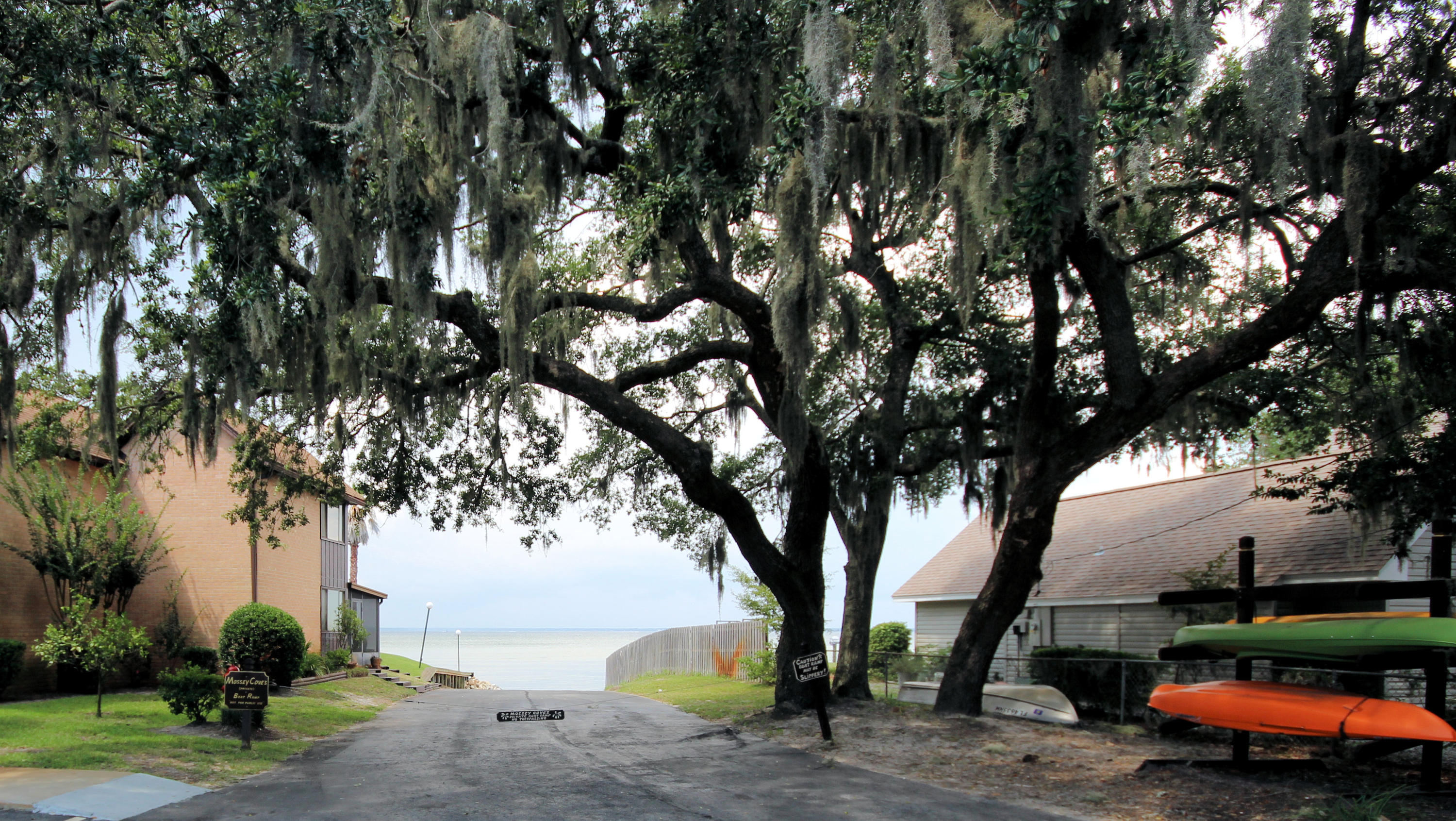 MOSSEY COVE T/H - Residential