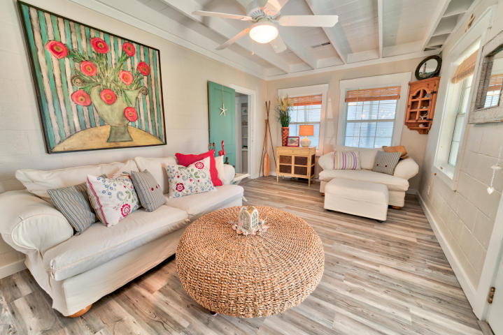 SANTA MONICA BEACH - Residential