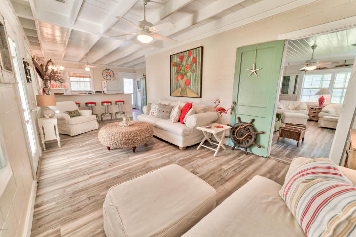 SANTA MONICA BEACH - Residential