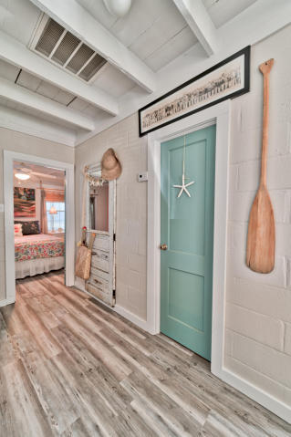 SANTA MONICA BEACH - Residential