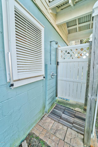 SANTA MONICA BEACH - Residential