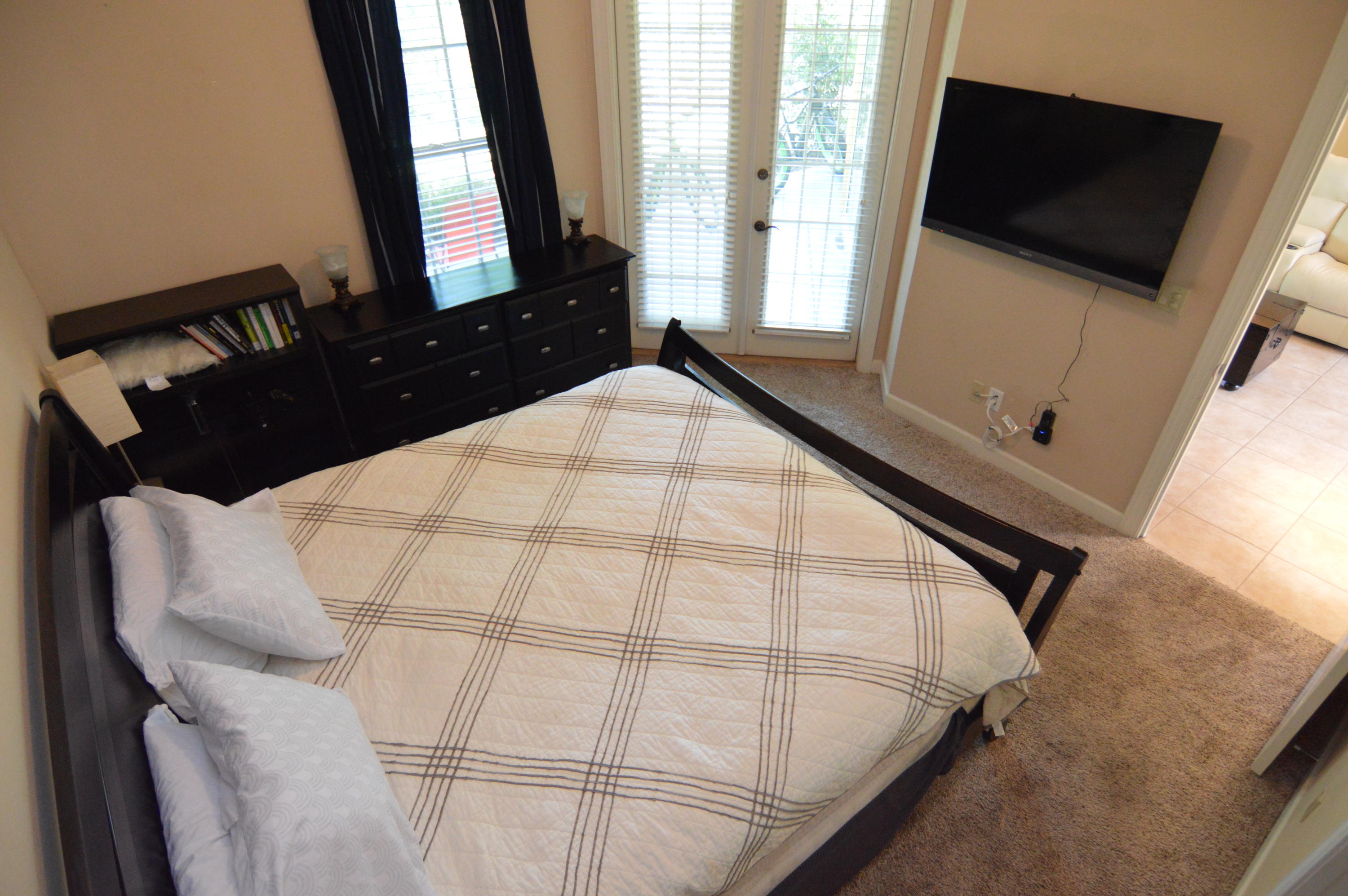 CRYSTAL COVE - Residential