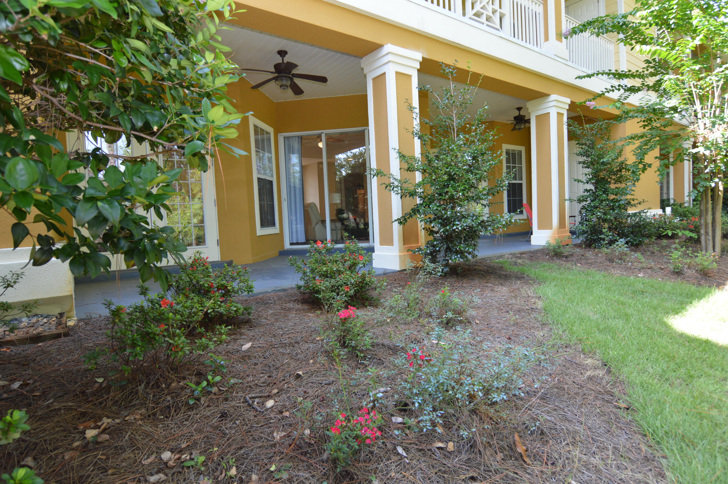 CRYSTAL COVE - Residential