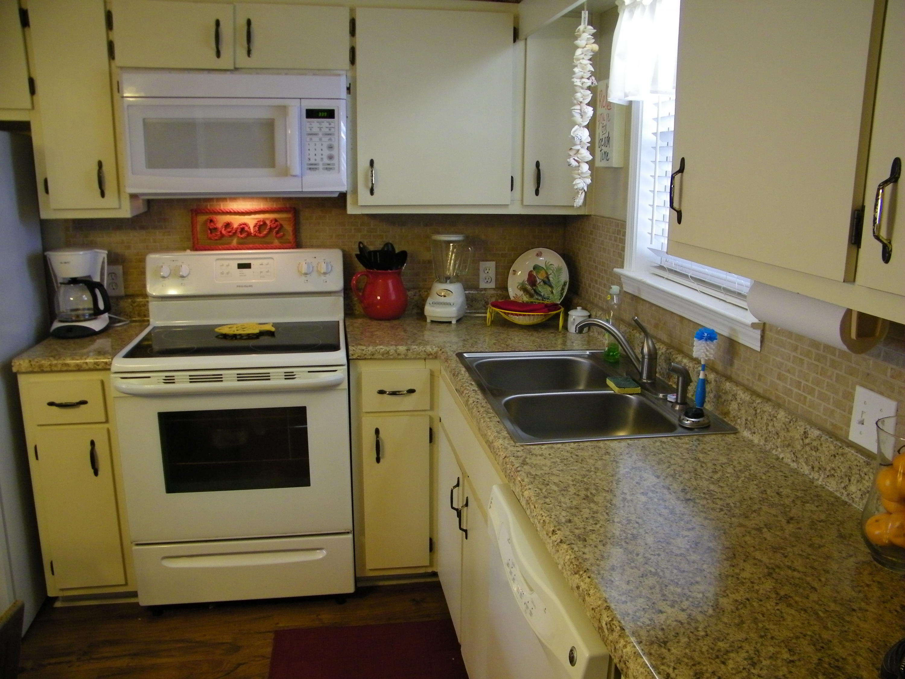 HERMITAGE CONDOMINIUM - Residential