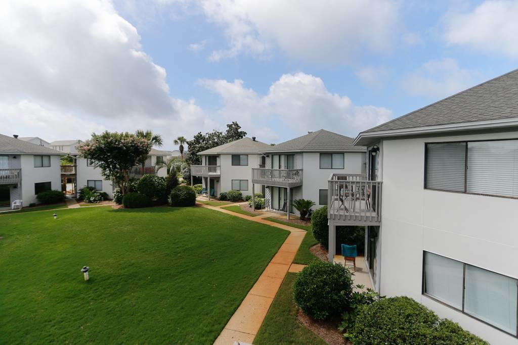 CRYSTAL VILLAGE 2 CONDO PH 2 - Residential Lease