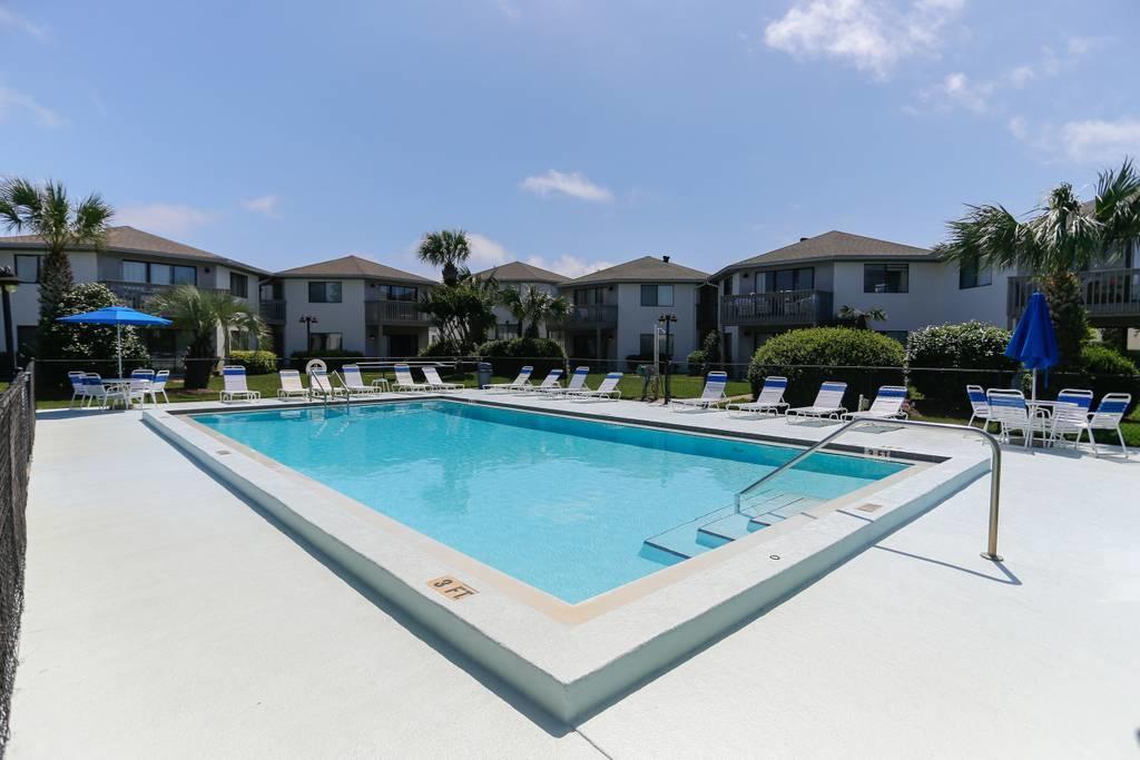 CRYSTAL VILLAGE 2 CONDO PH 2 - Residential Lease