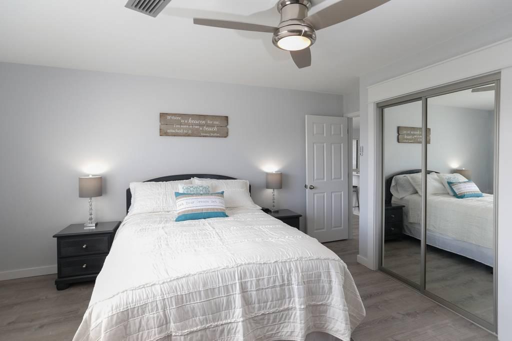 CRYSTAL VILLAGE 2 CONDO PH 2 - Residential Lease