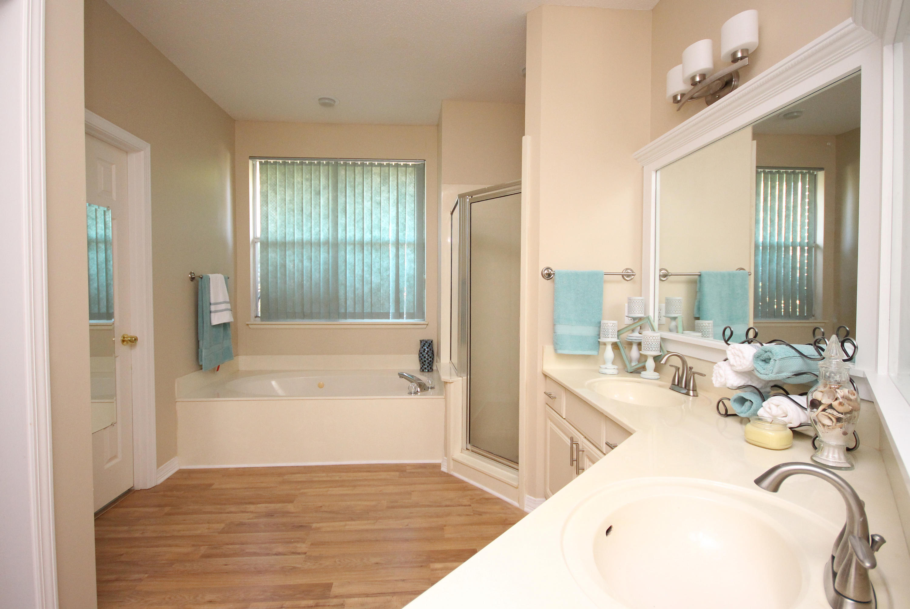 RIDGE WOOD MANOR - Residential