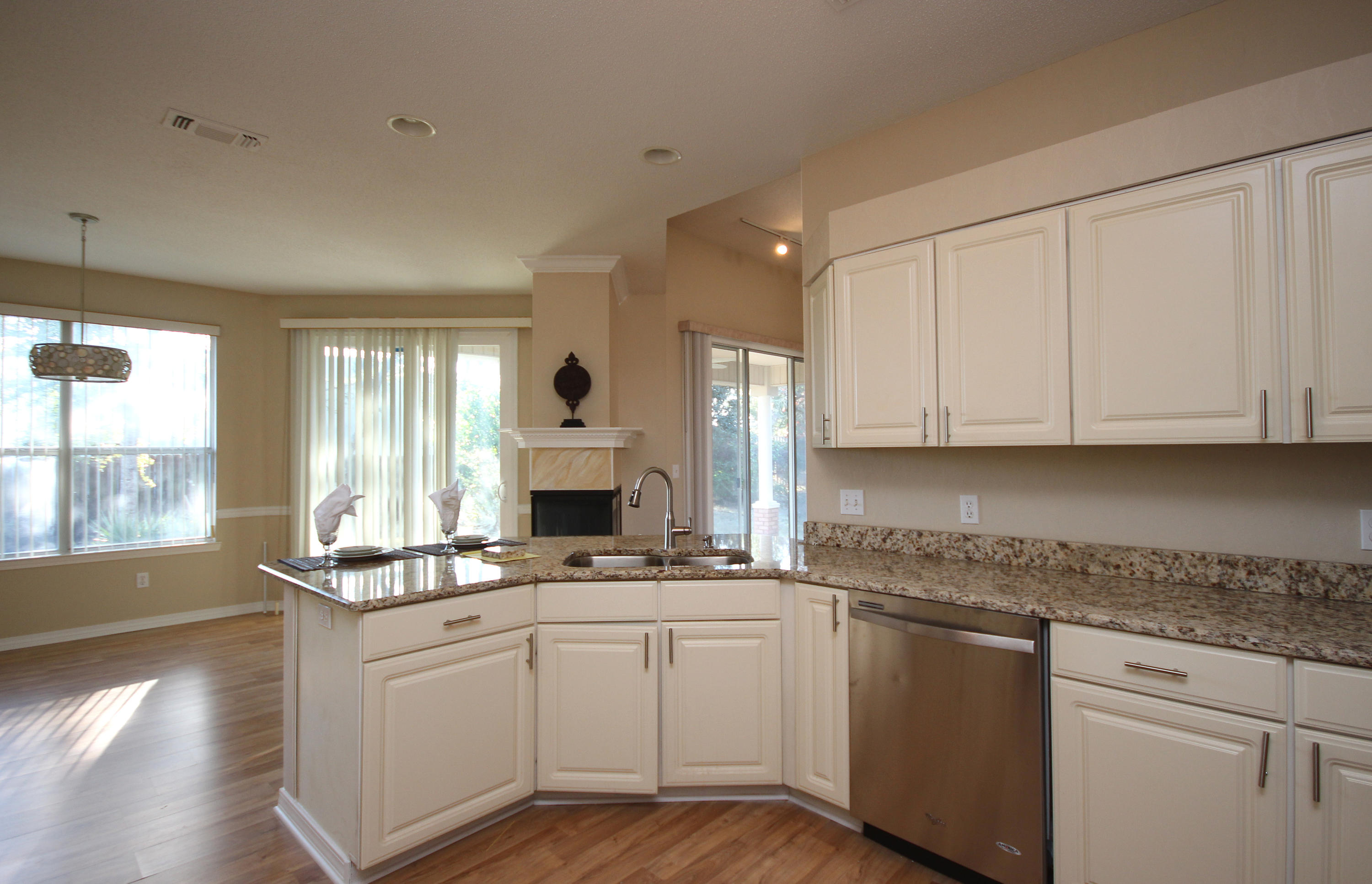 RIDGE WOOD MANOR - Residential