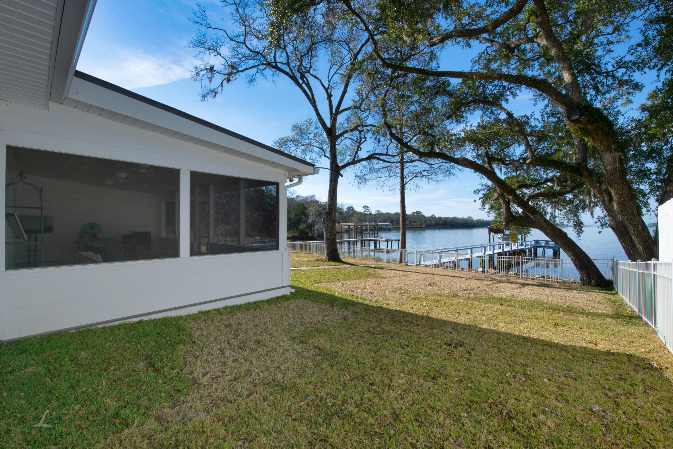 24 Waterview Place