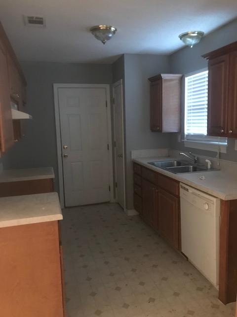 SULLIVANS ADDN TO CRESTVIEW - Residential