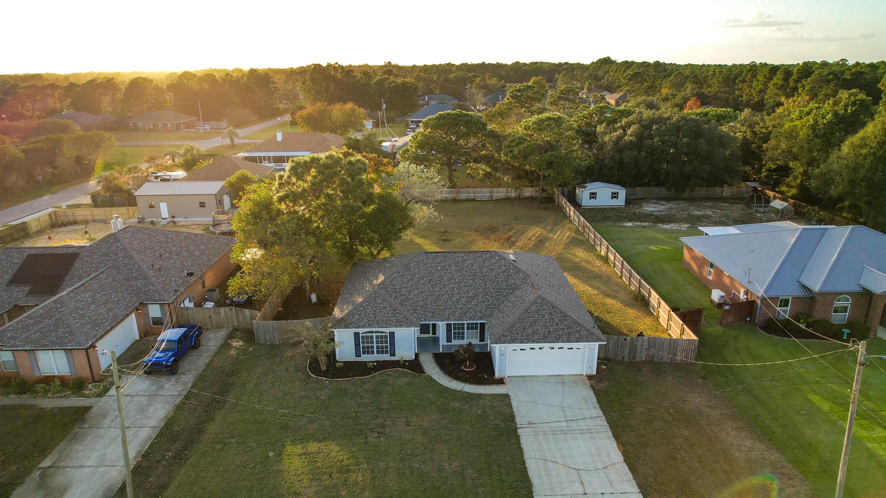 HOLLEY BY THE SEA - Residential