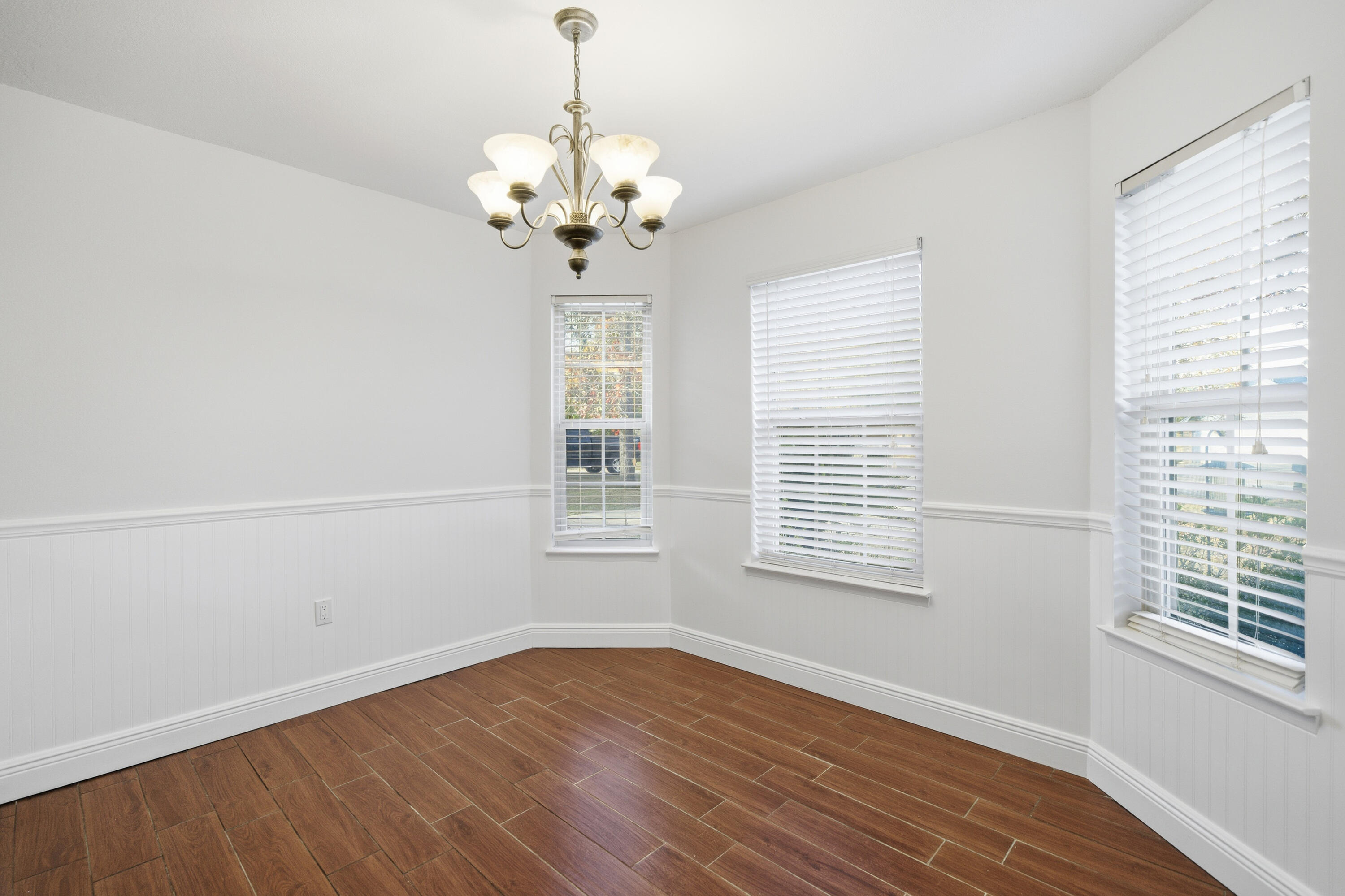 COUNTRYVIEW ESTATES 1ST ADDN - Residential