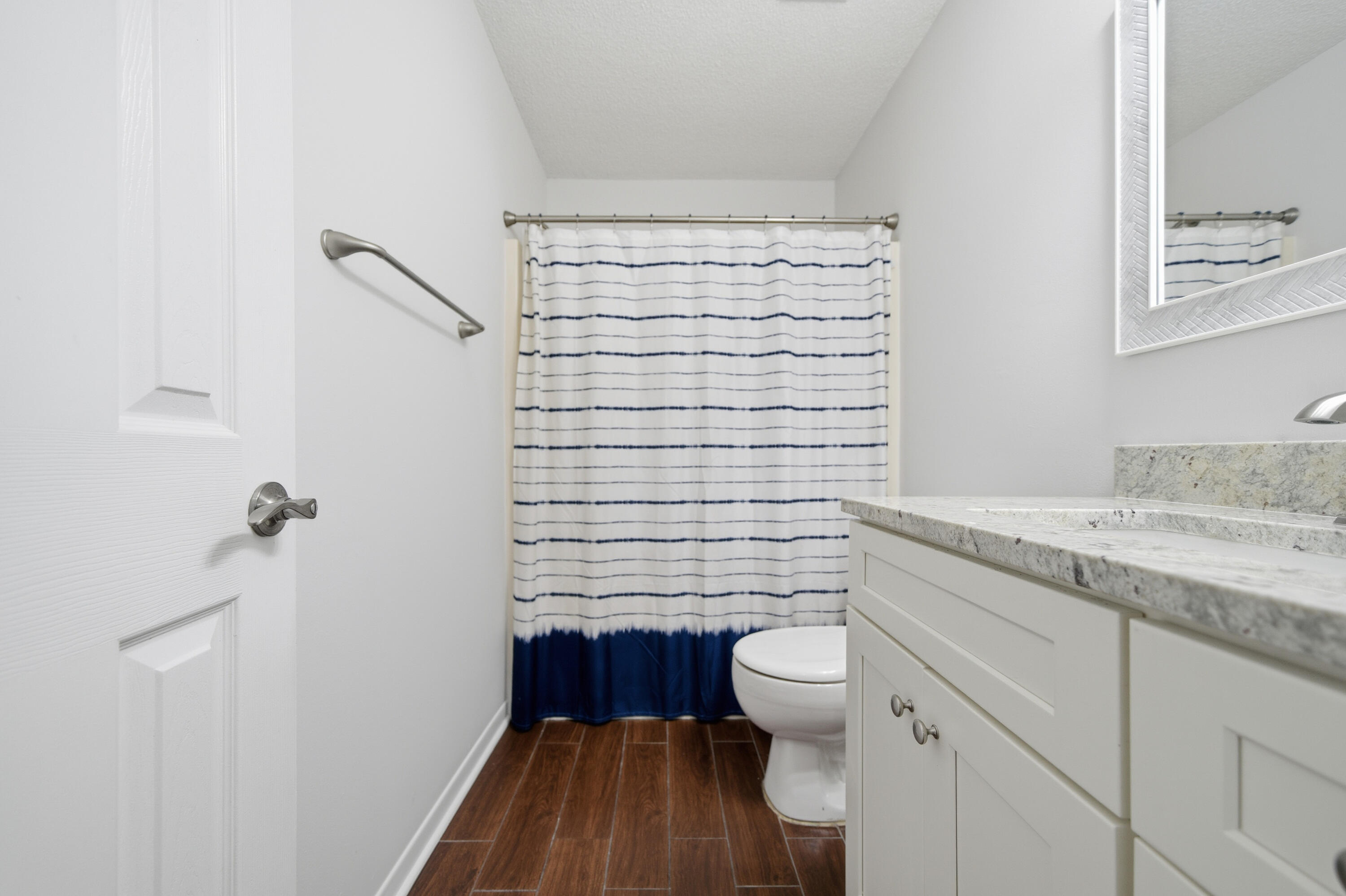 COUNTRYVIEW ESTATES 1ST ADDN - Residential