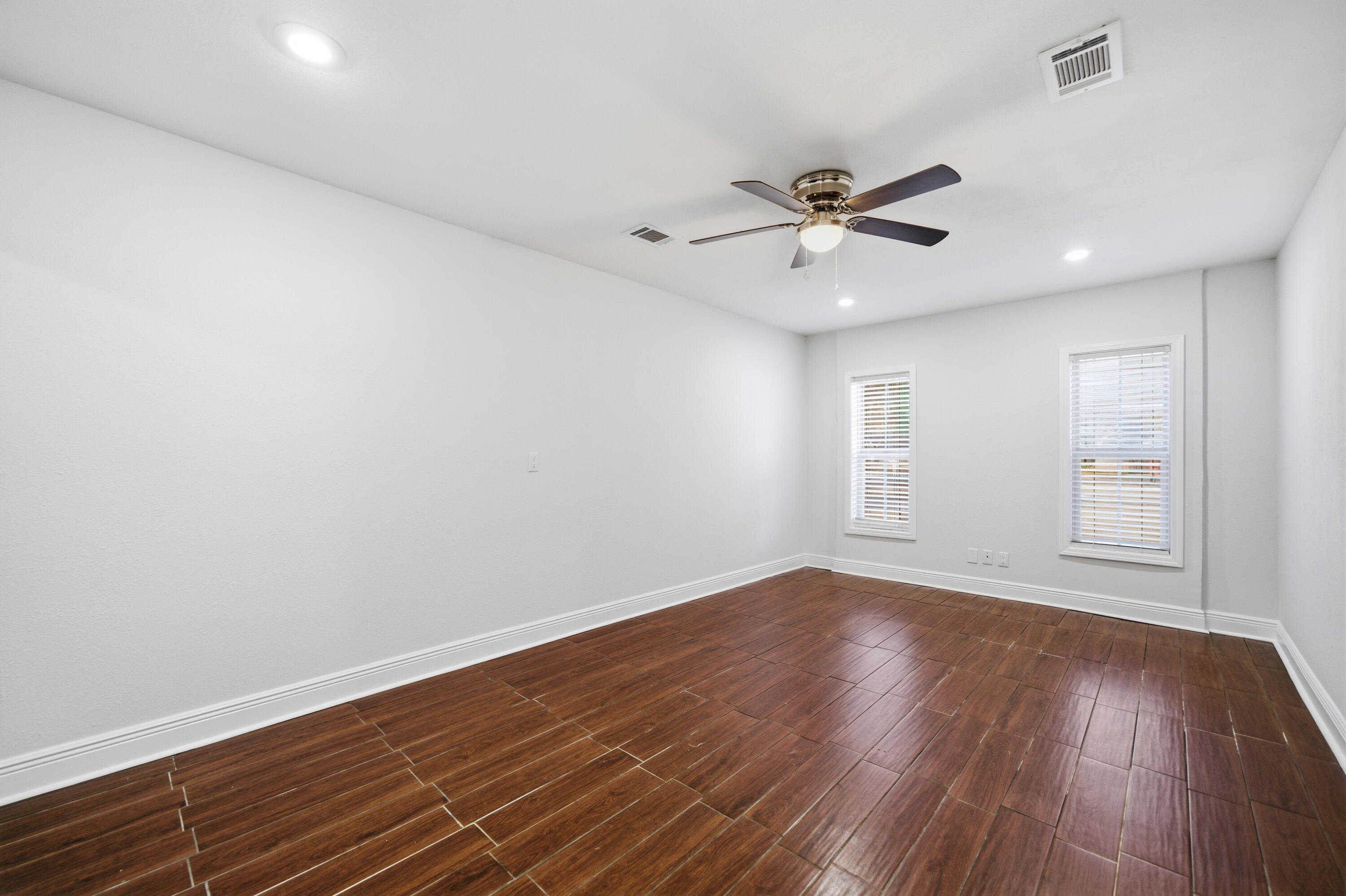 COUNTRYVIEW ESTATES 1ST ADDN - Residential