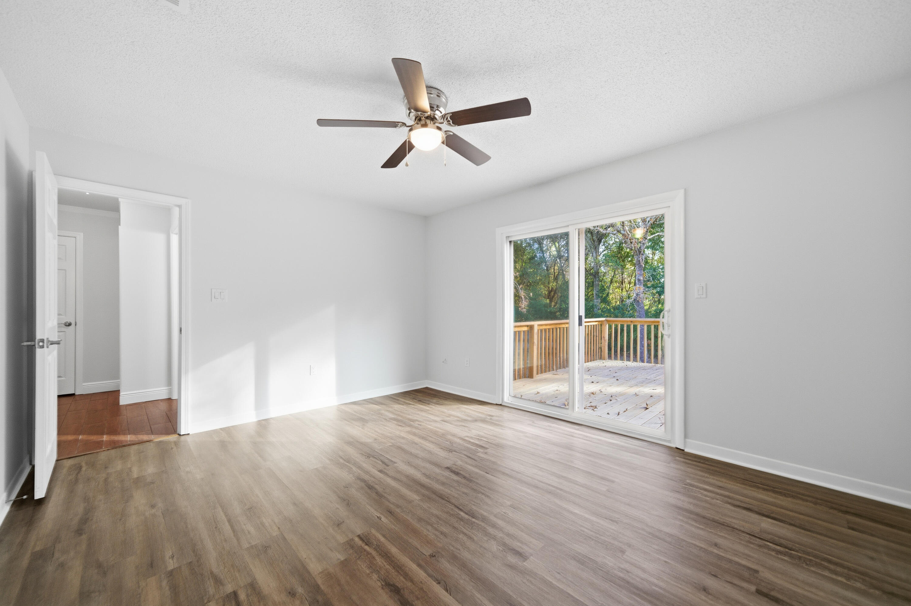 COUNTRYVIEW ESTATES 1ST ADDN - Residential