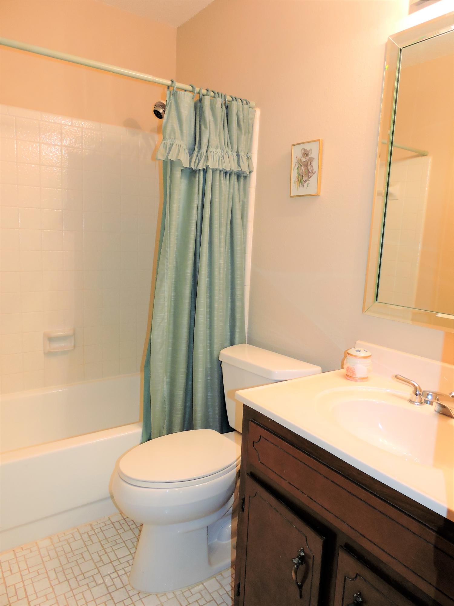 PALM ESTATES UNIT 2 - Residential