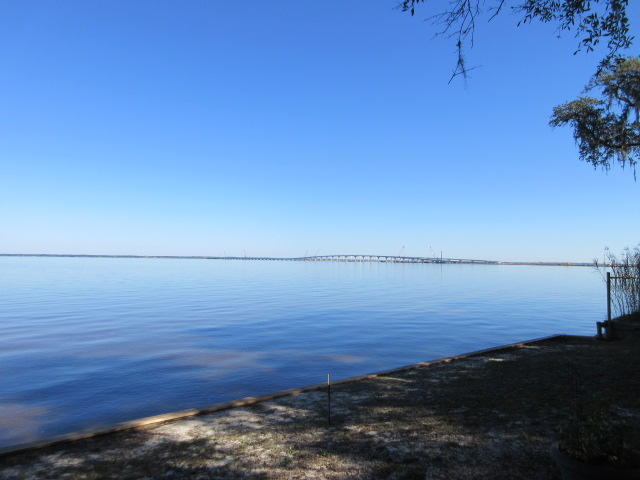 HUCK N TOMS - Residential